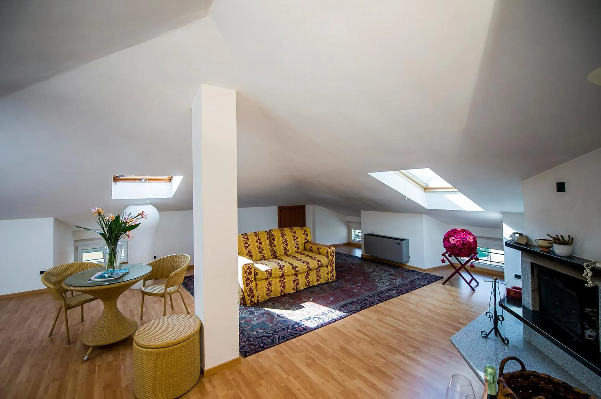 Photo of the whole room in Hotel San Gerolamo