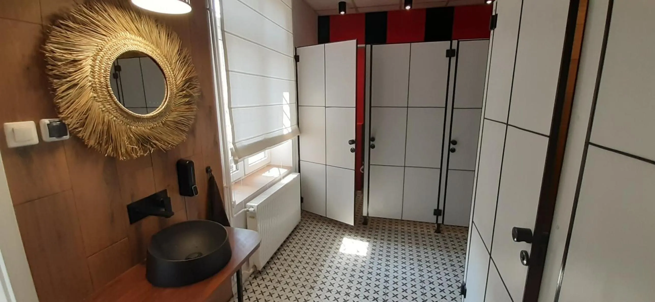 Bathroom in Kraków Chilli Hostel