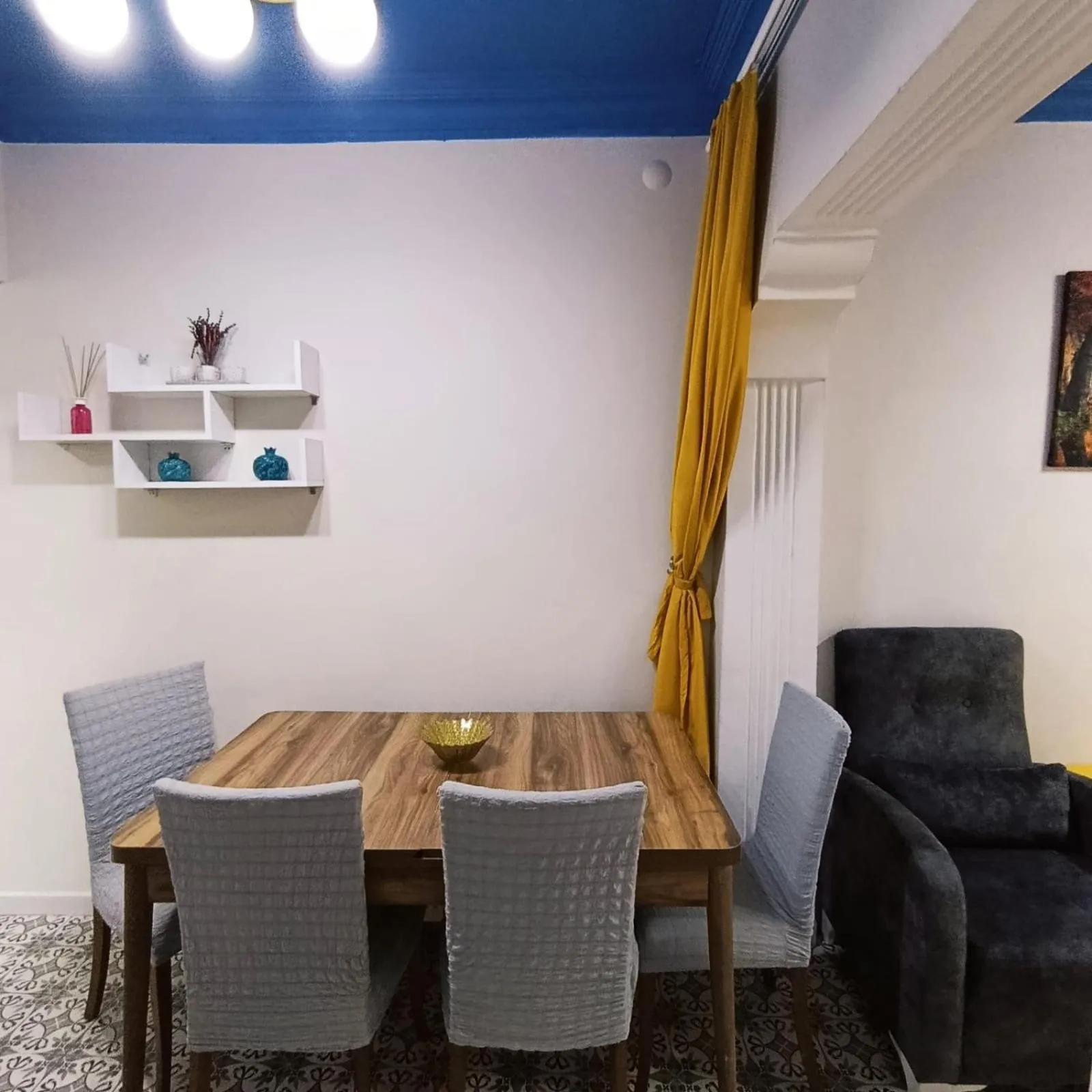 Seating area in My Home Taksim