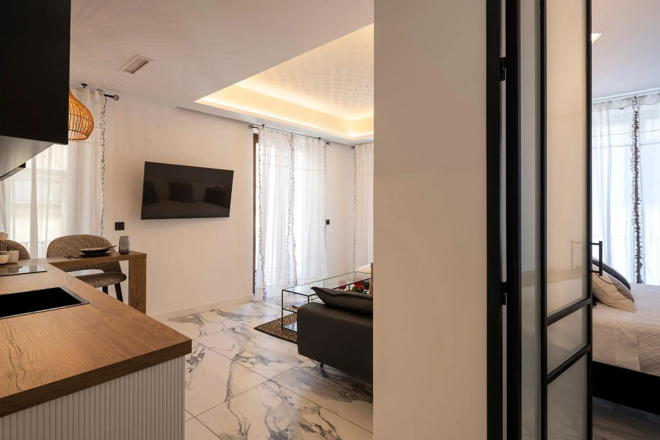 Living room, Bed in Palatina Concept Suites