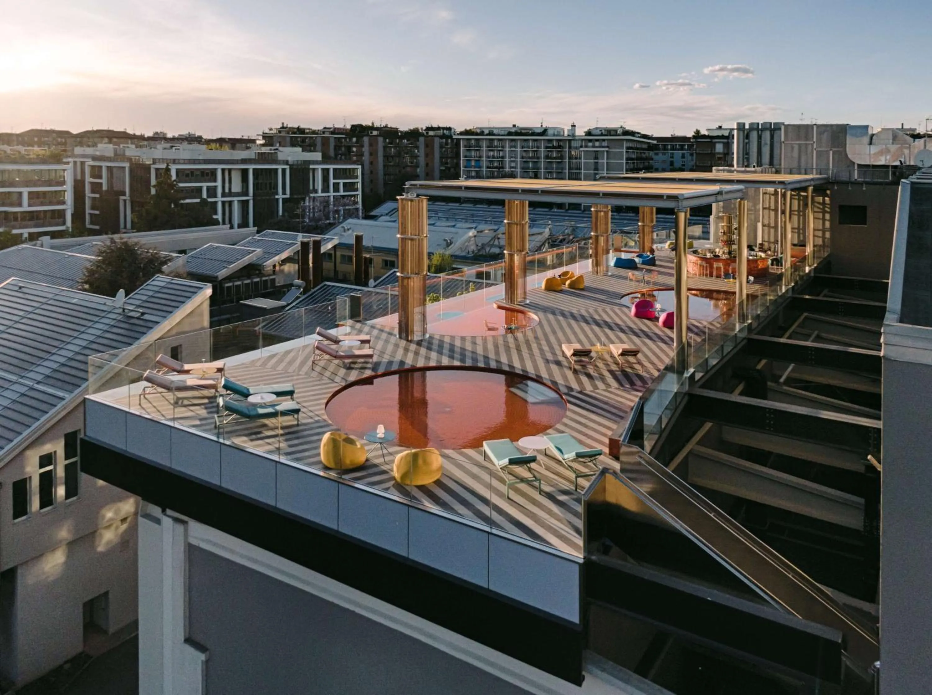 Property building in Nhow Milan