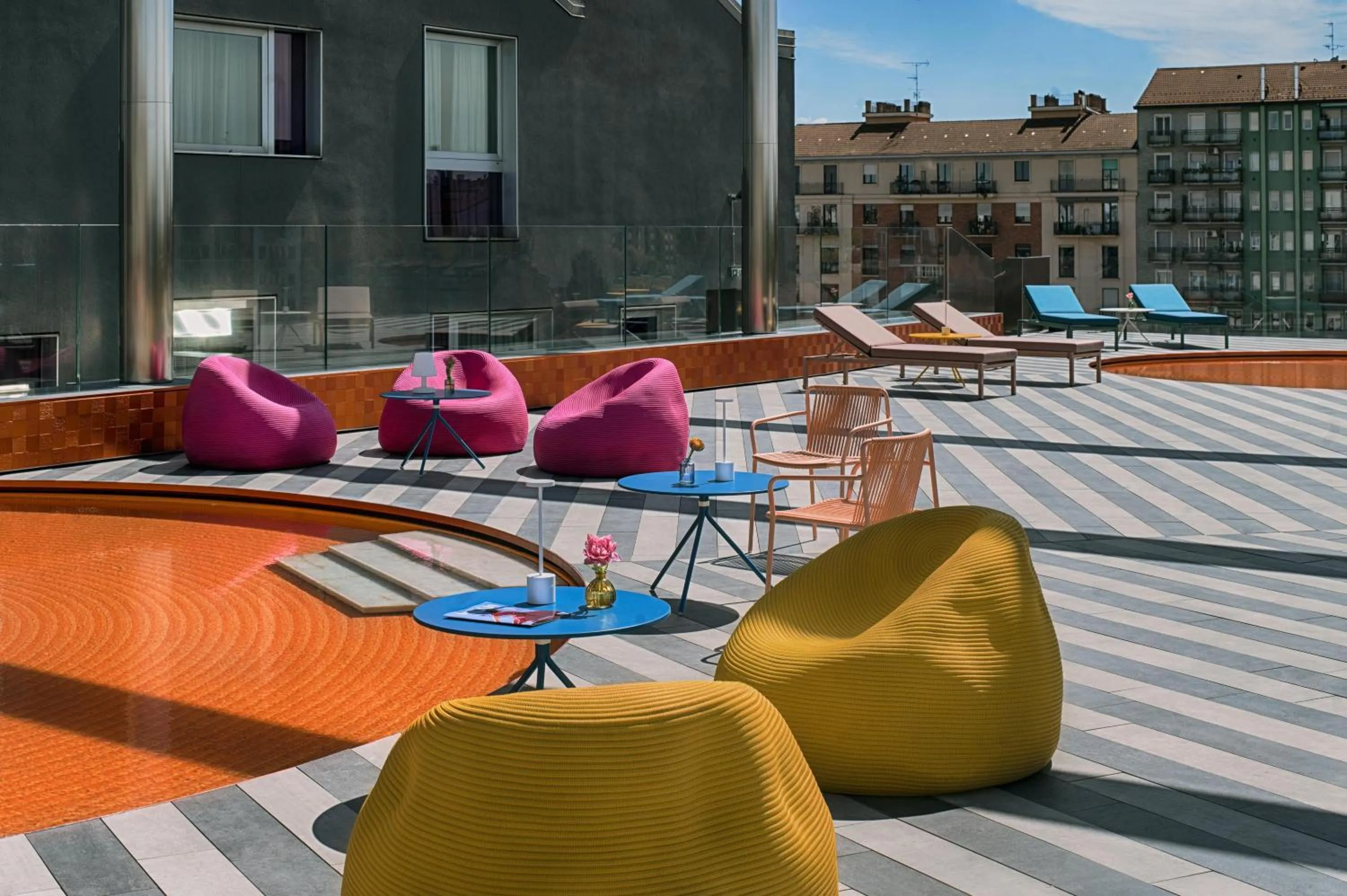 Property building in Nhow Milan