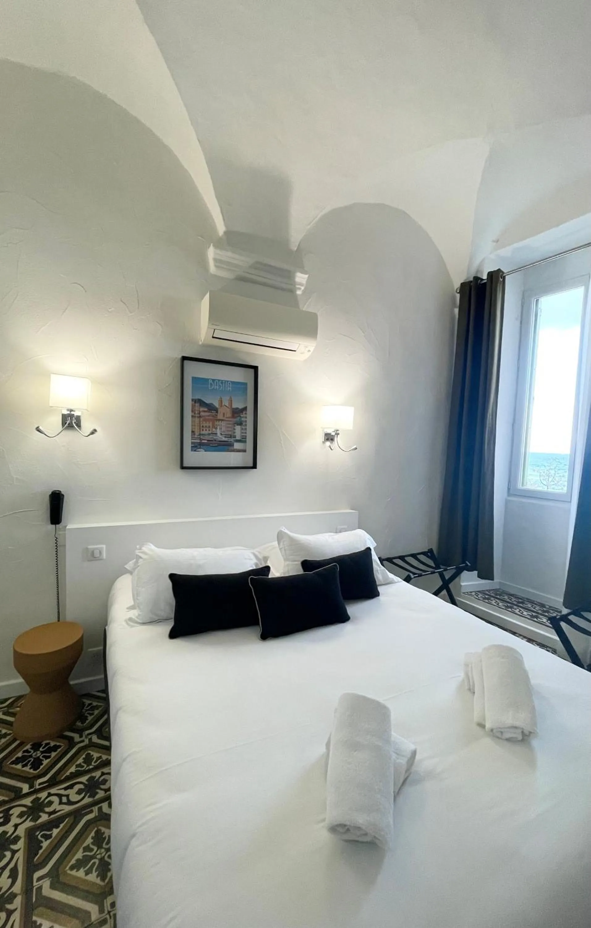 Bed in Hôtel Posta Vecchia