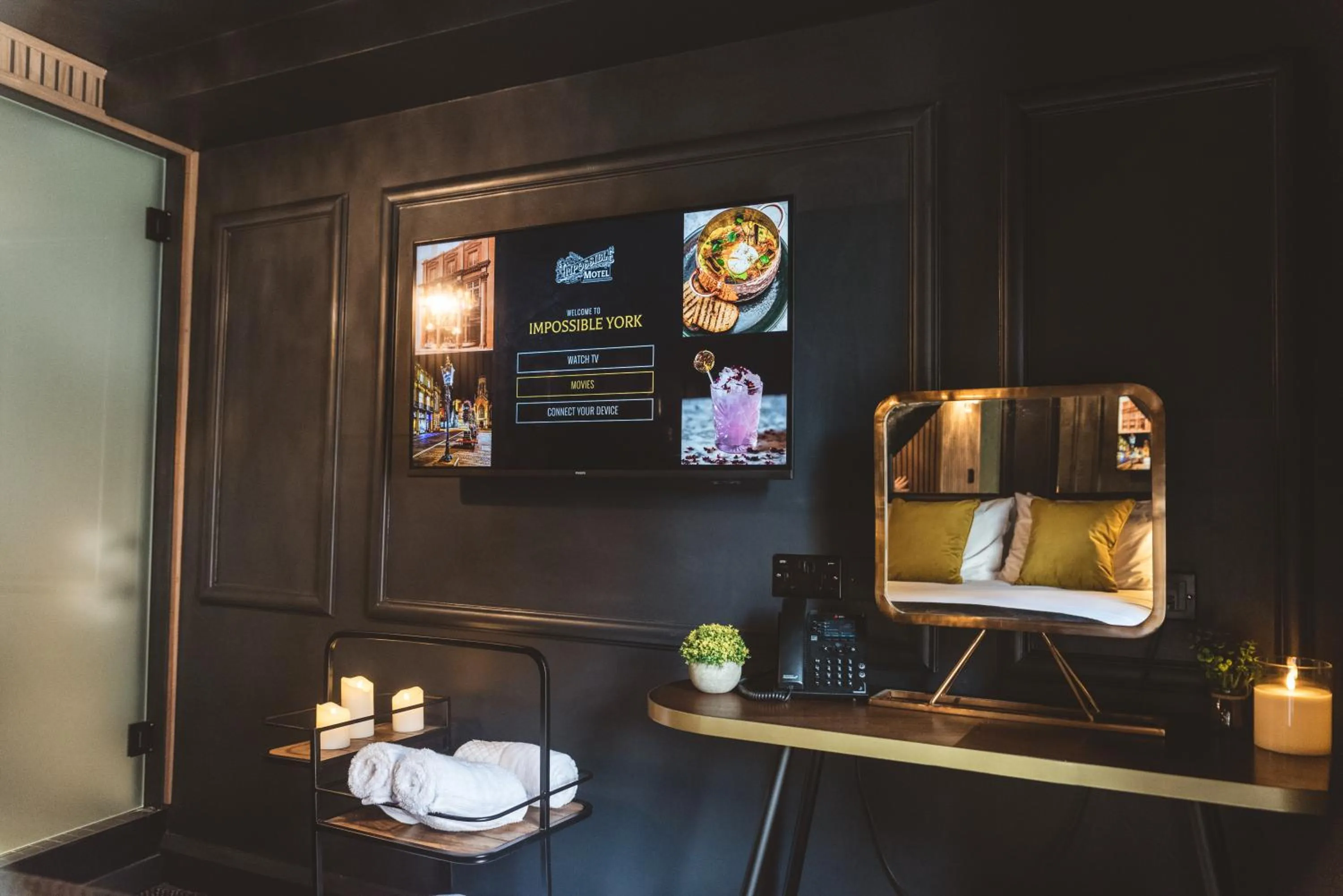 TV and multimedia in Impossible Motel