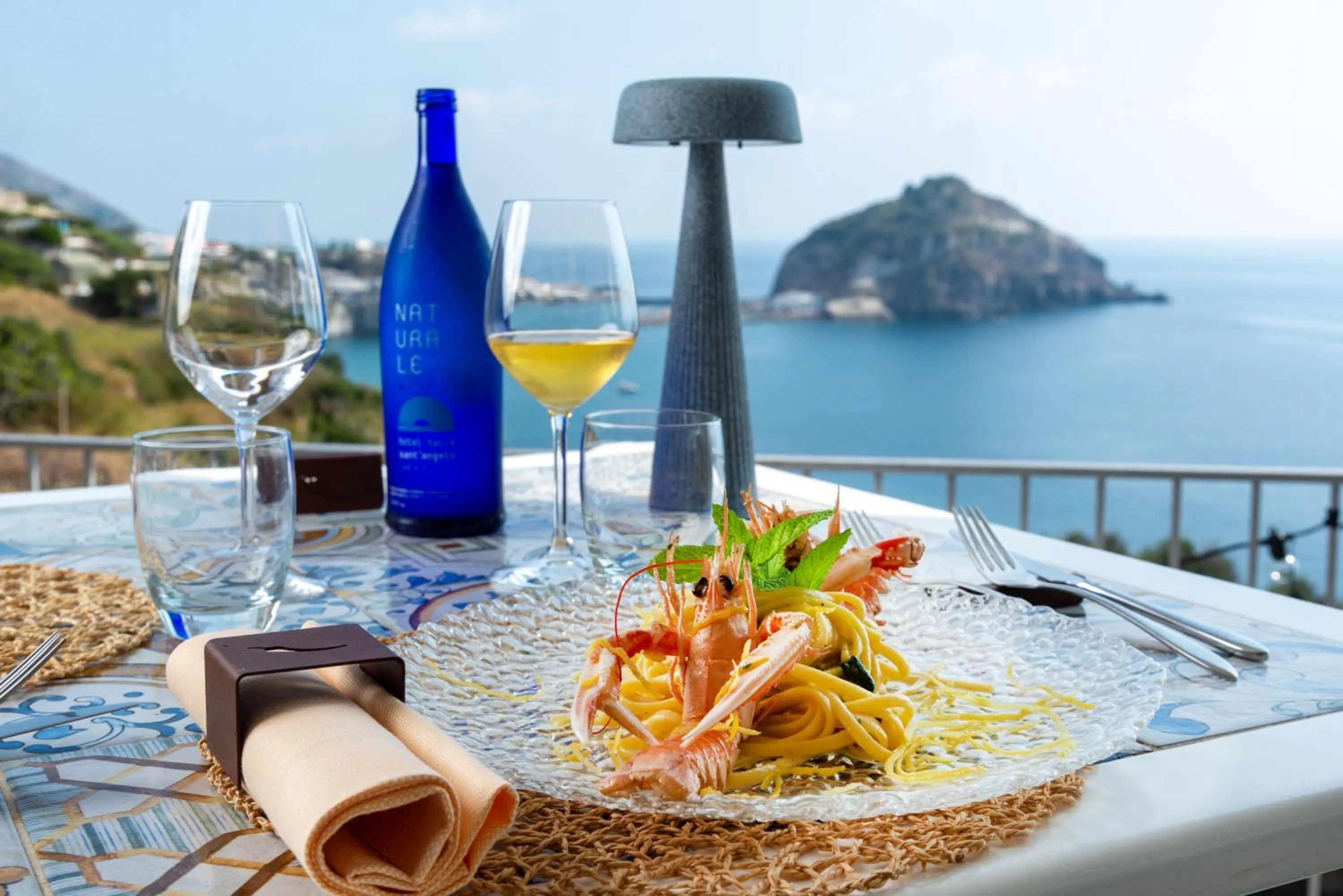 Restaurant/places to eat in Hotel Torre Sant'Angelo