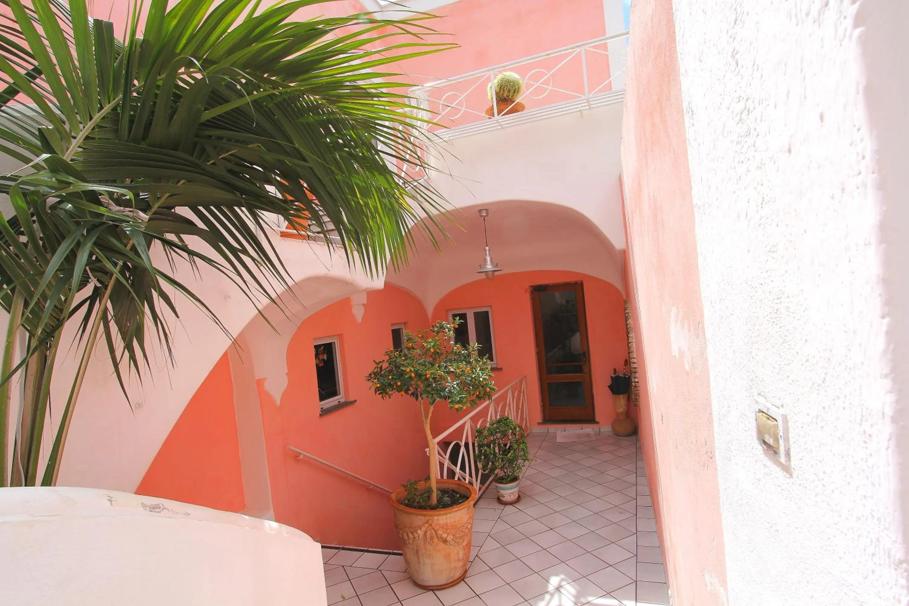 Facade/entrance in Hotel Torre Sant'Angelo