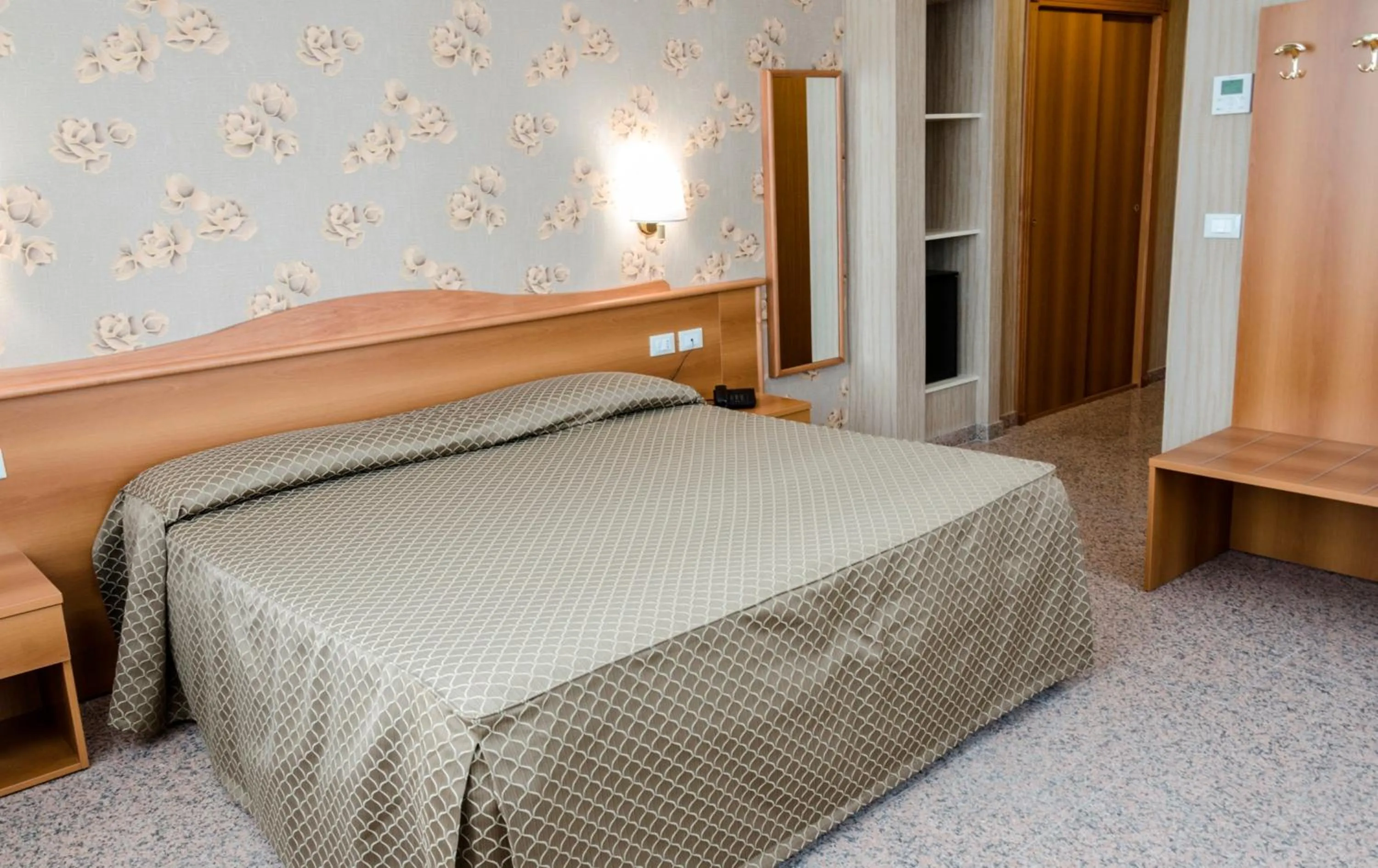 Photo of the whole room in Hotel Sorriso