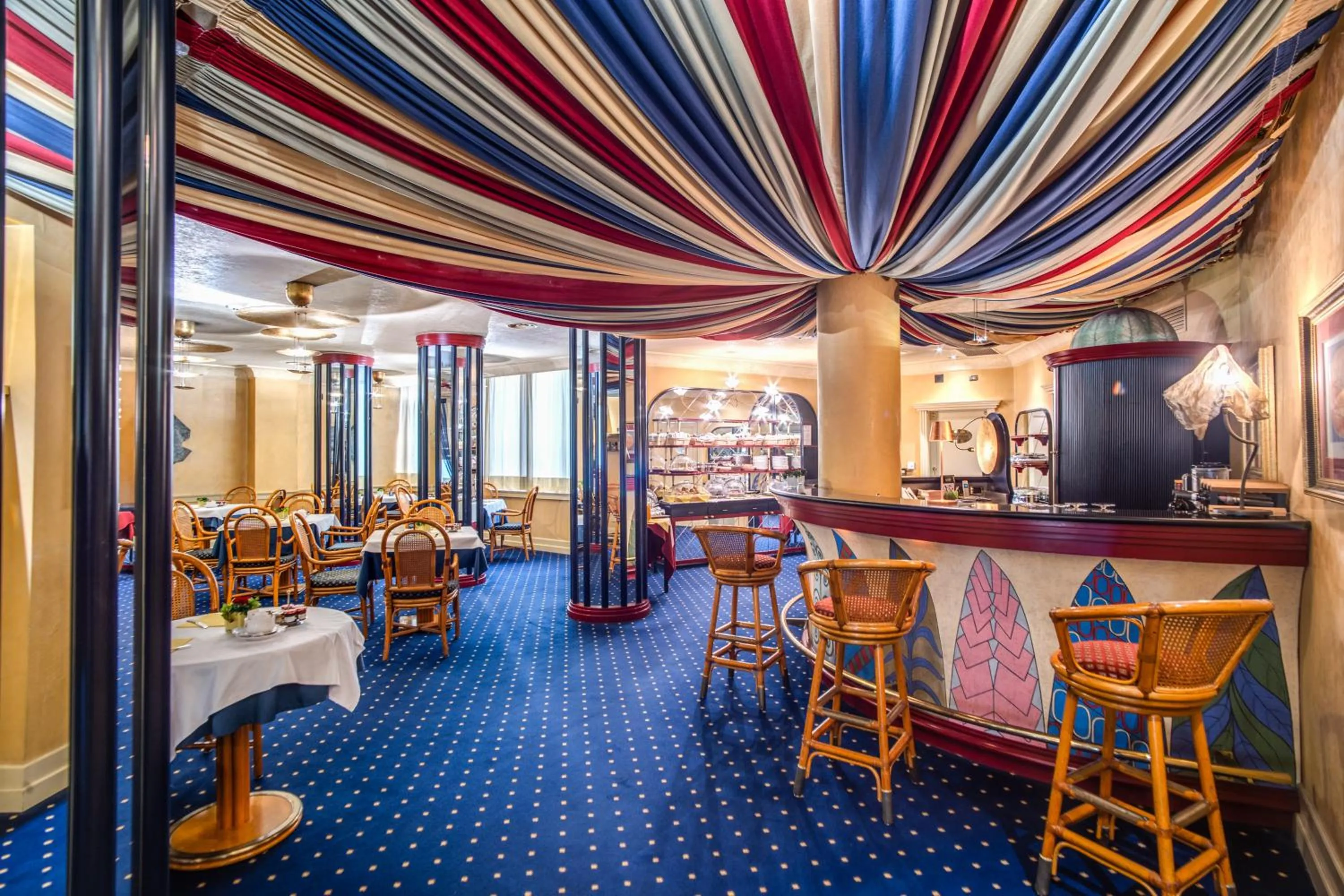 Lounge or bar in Hotel Auriga