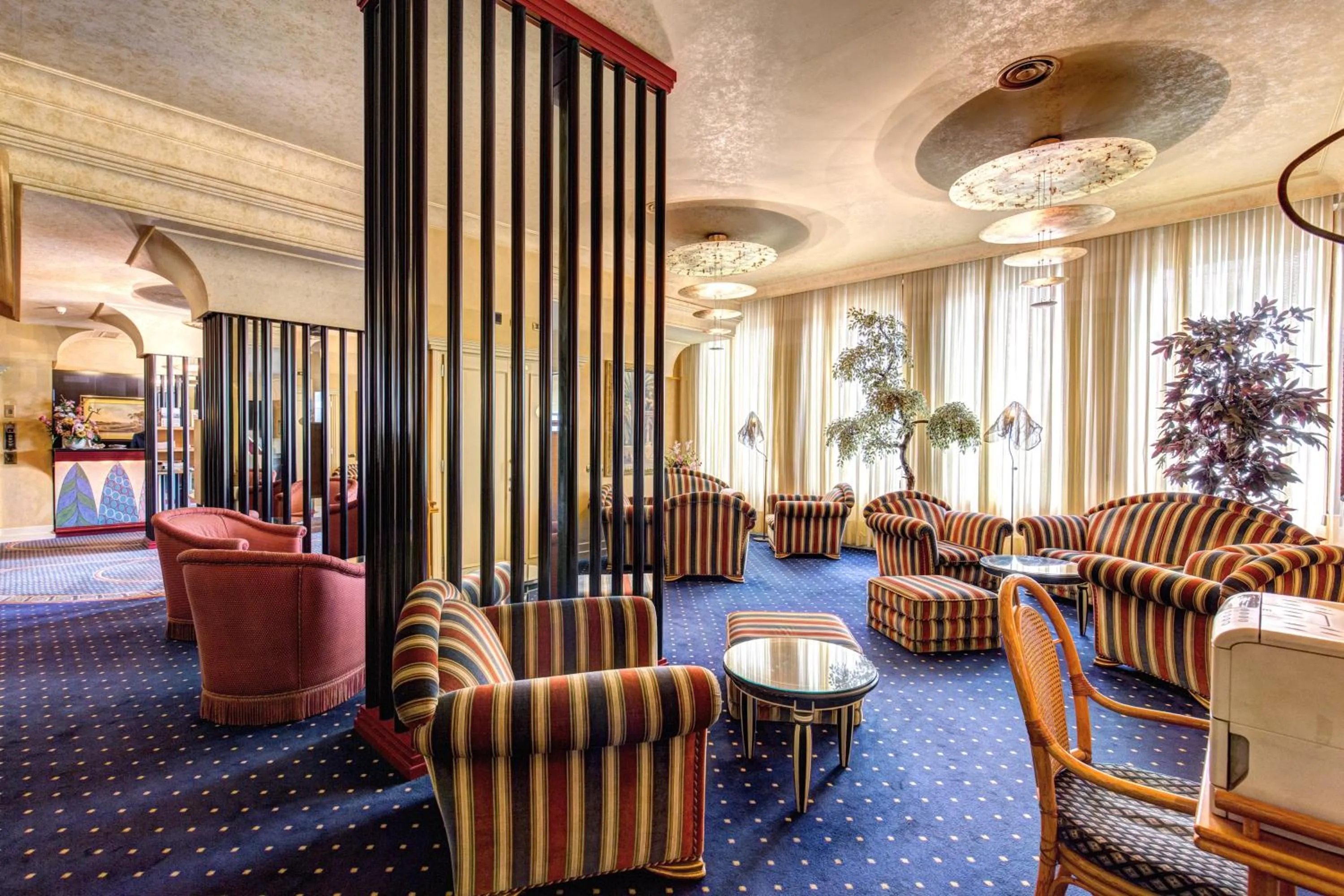 Communal lounge/ TV room in Hotel Auriga