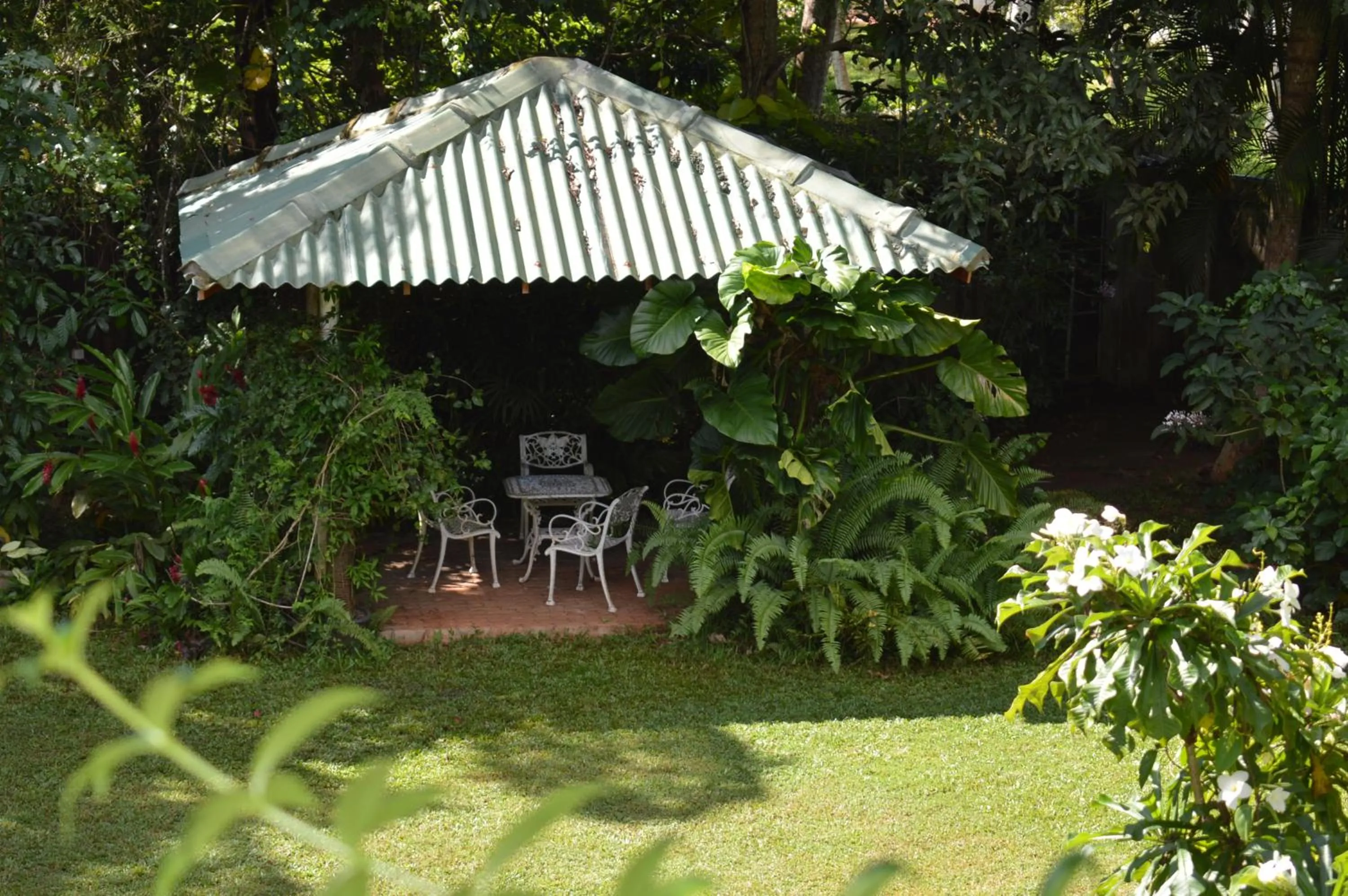 Patio in The Villa Green Inn