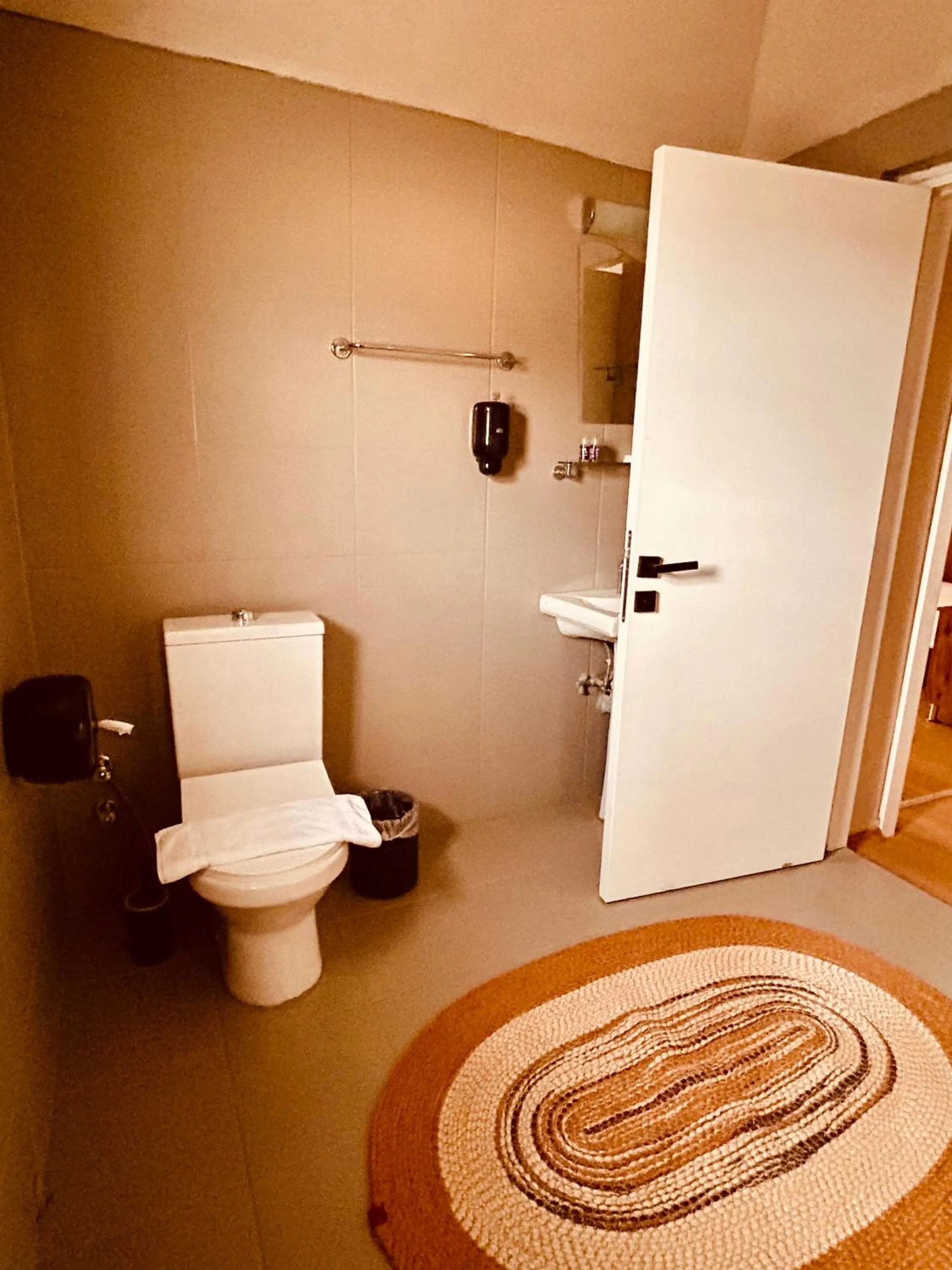 Toilet in Kalia Beach Hotel Side Ex Kale Motel