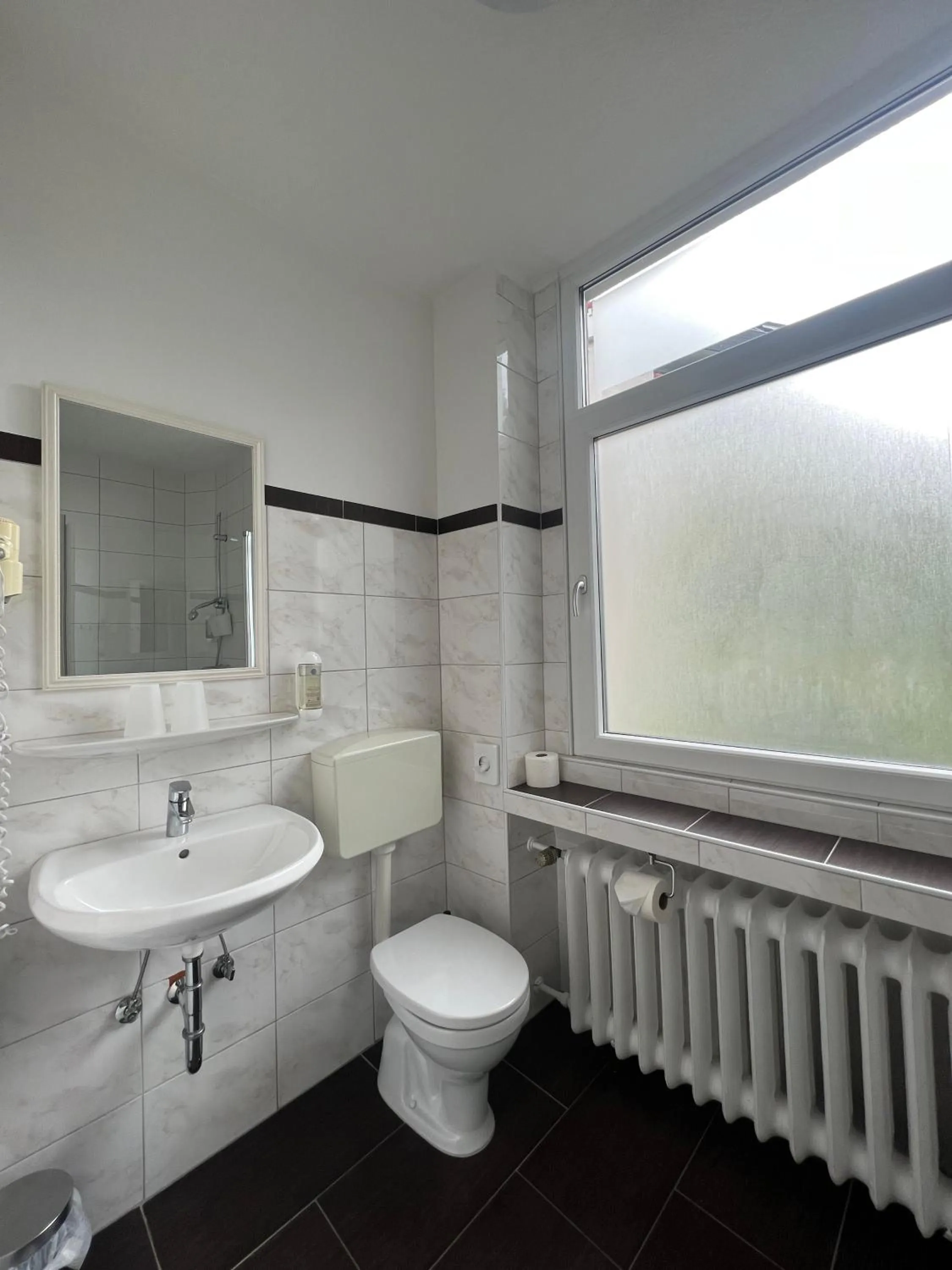 Toilet in Hotel Monopol