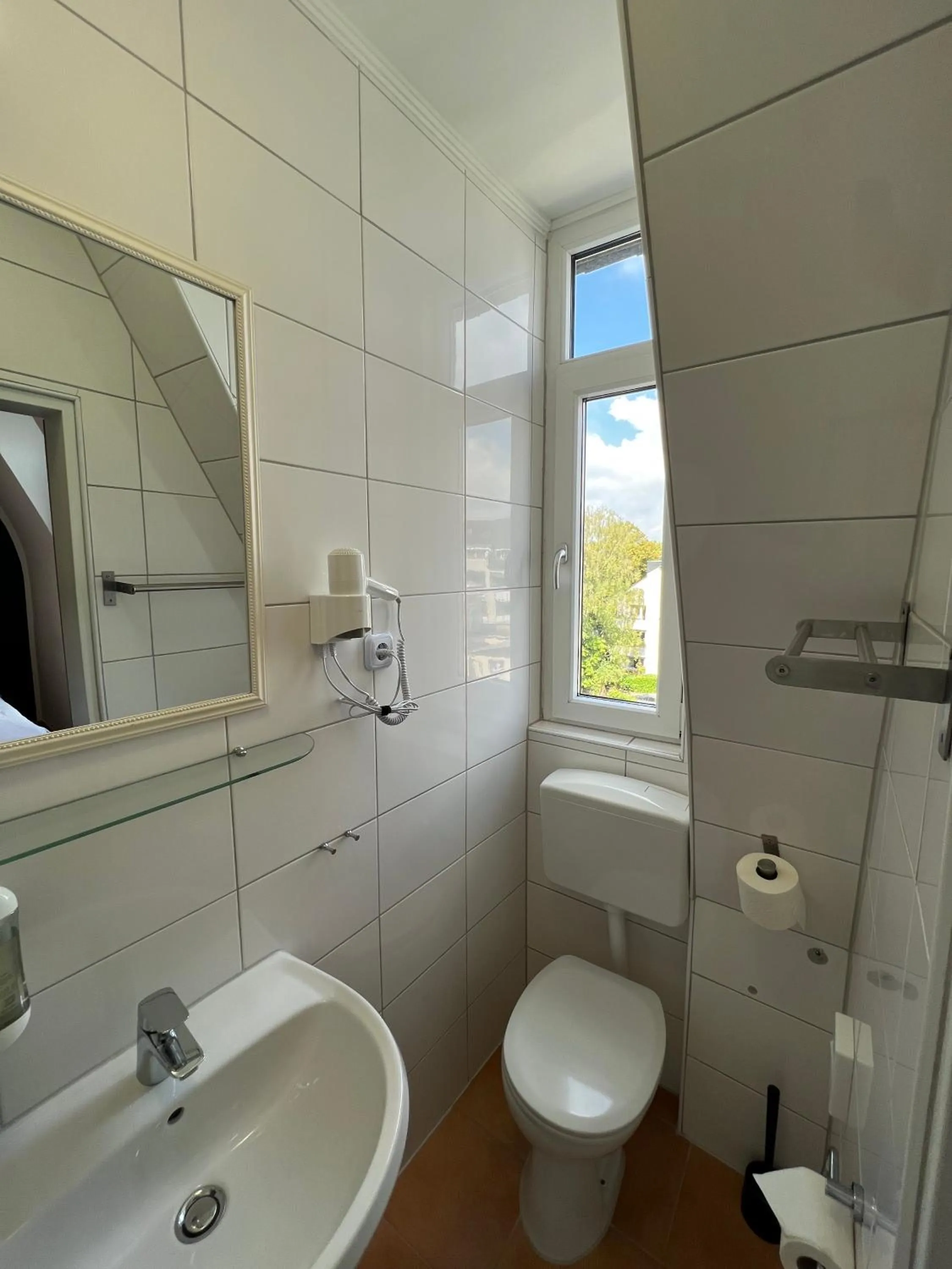 Toilet in Hotel Monopol