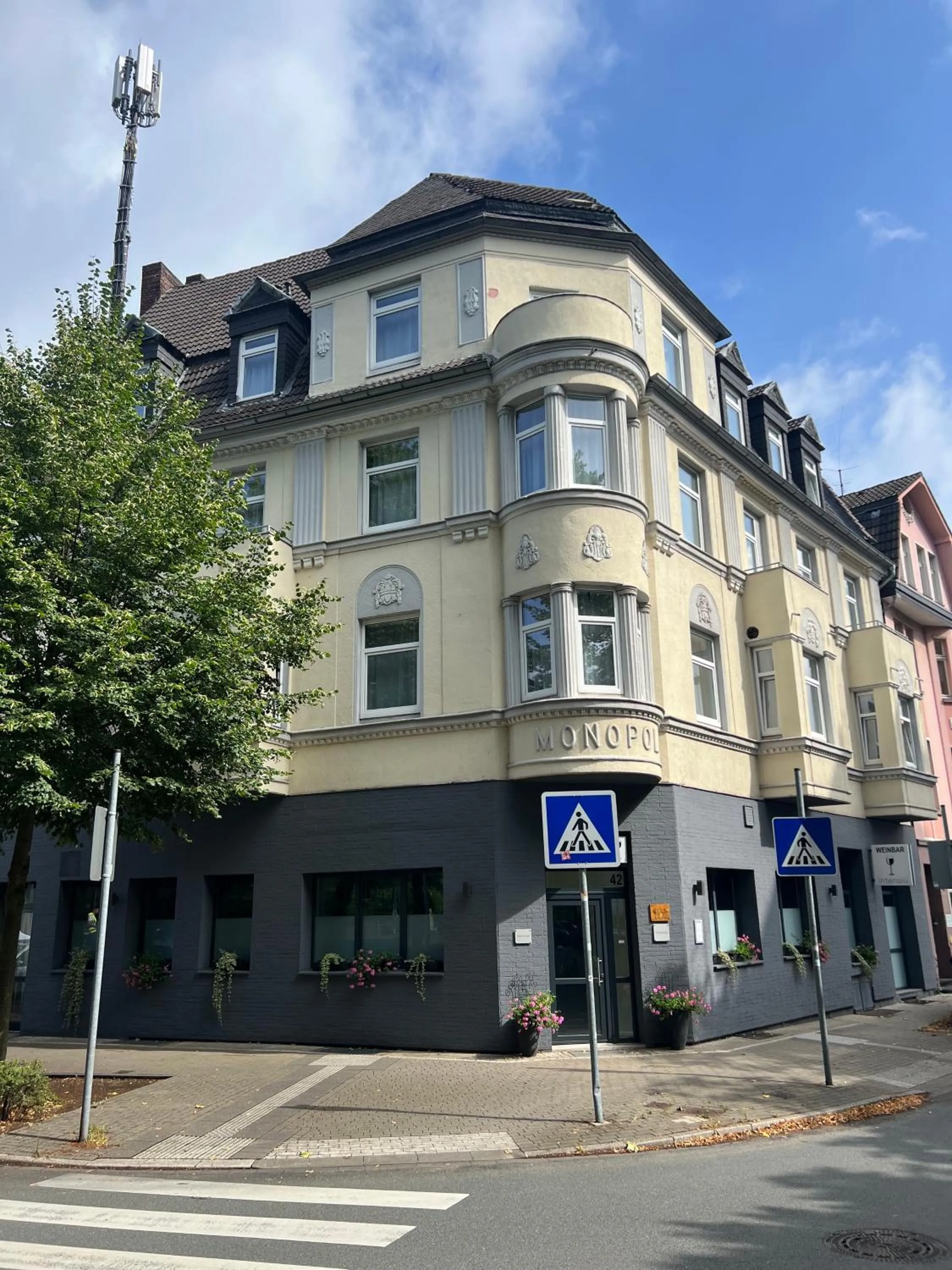 Property building in Hotel Monopol