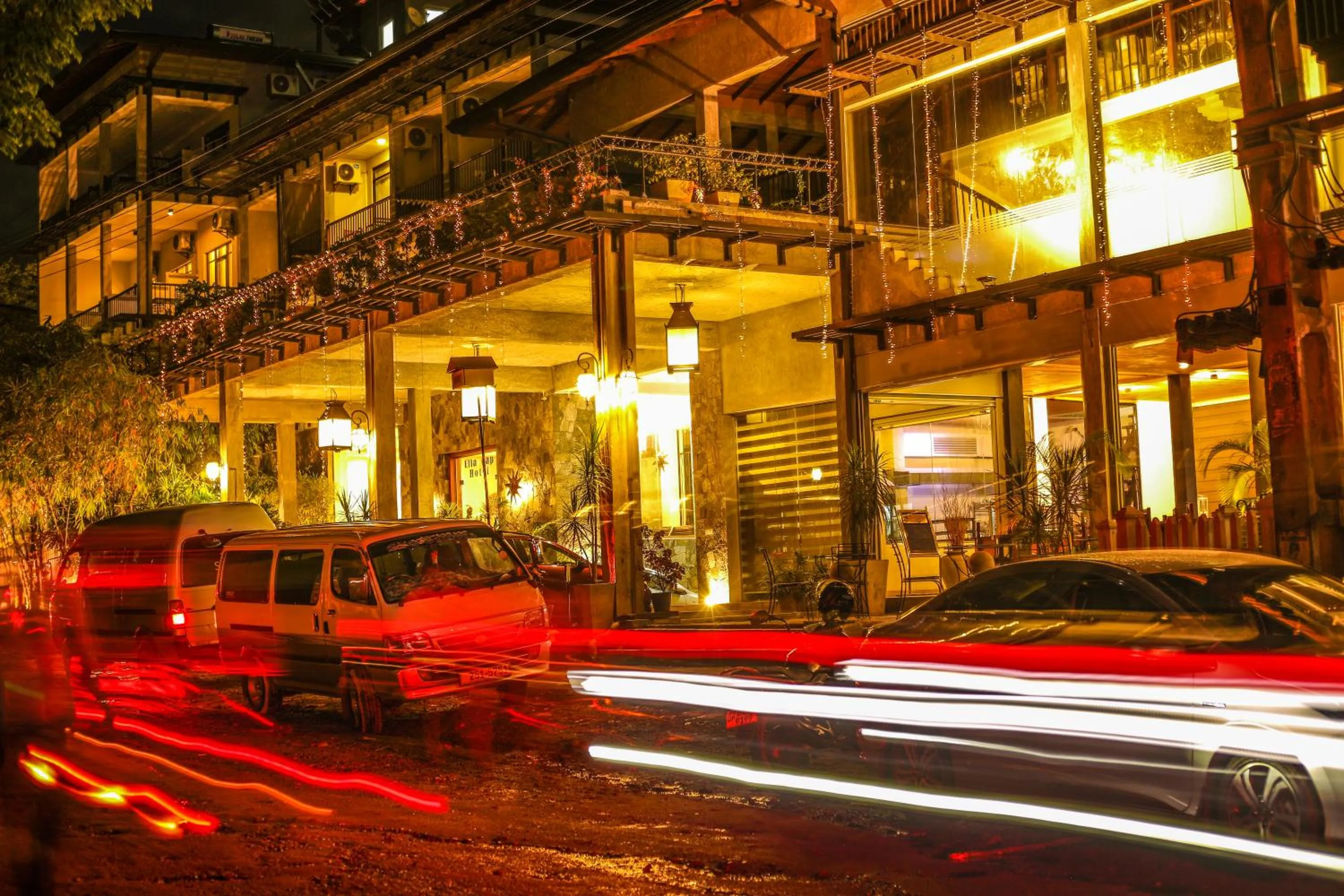 Night in Oak Ray Ella Gap Hotel