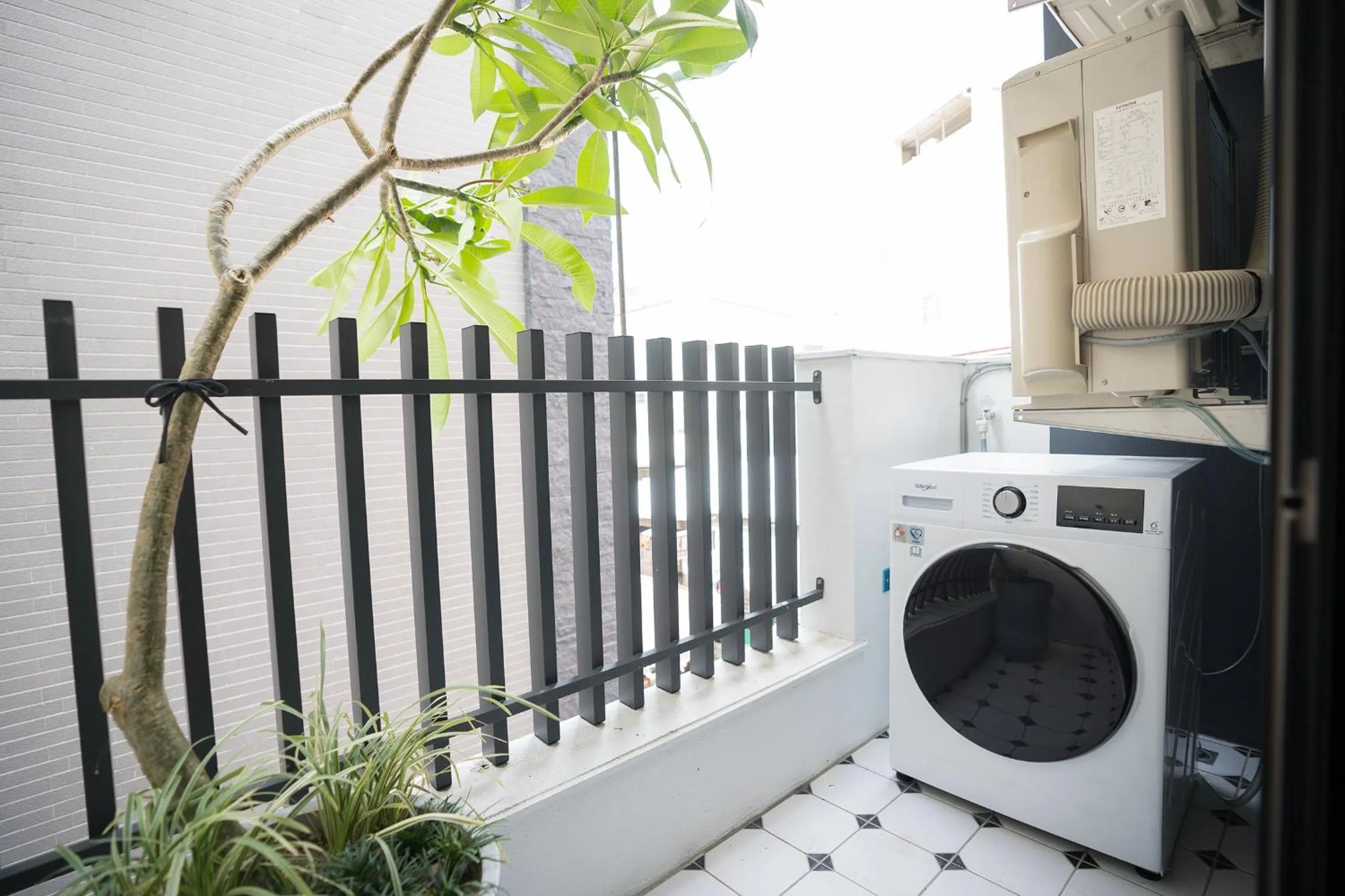 Photo of the whole room in The Way Inn