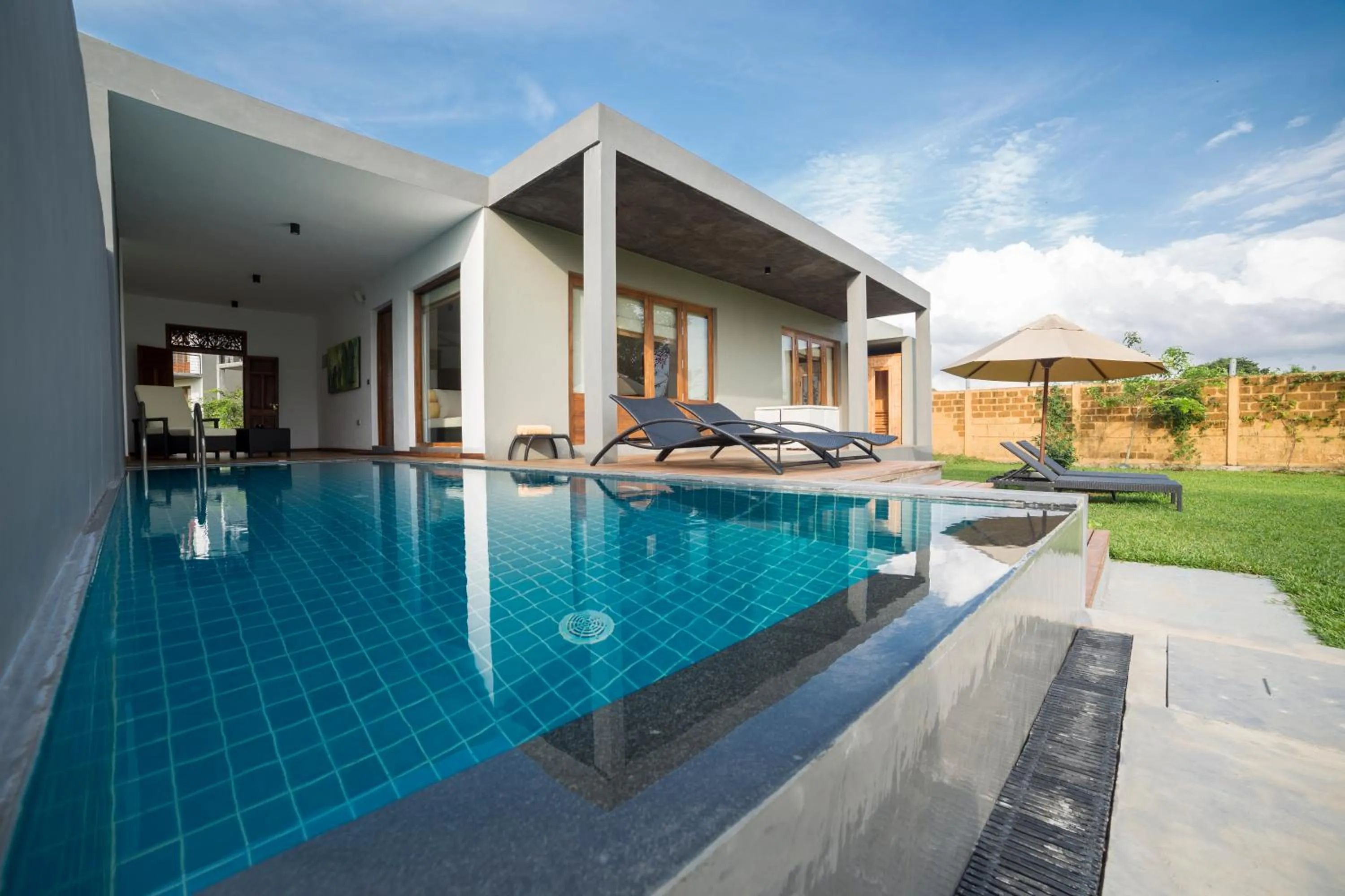 Swimming pool in Aliya Resort and Spa - Thema Collection