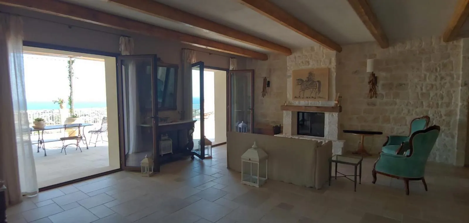 Communal lounge/ TV room in RoccaSeta