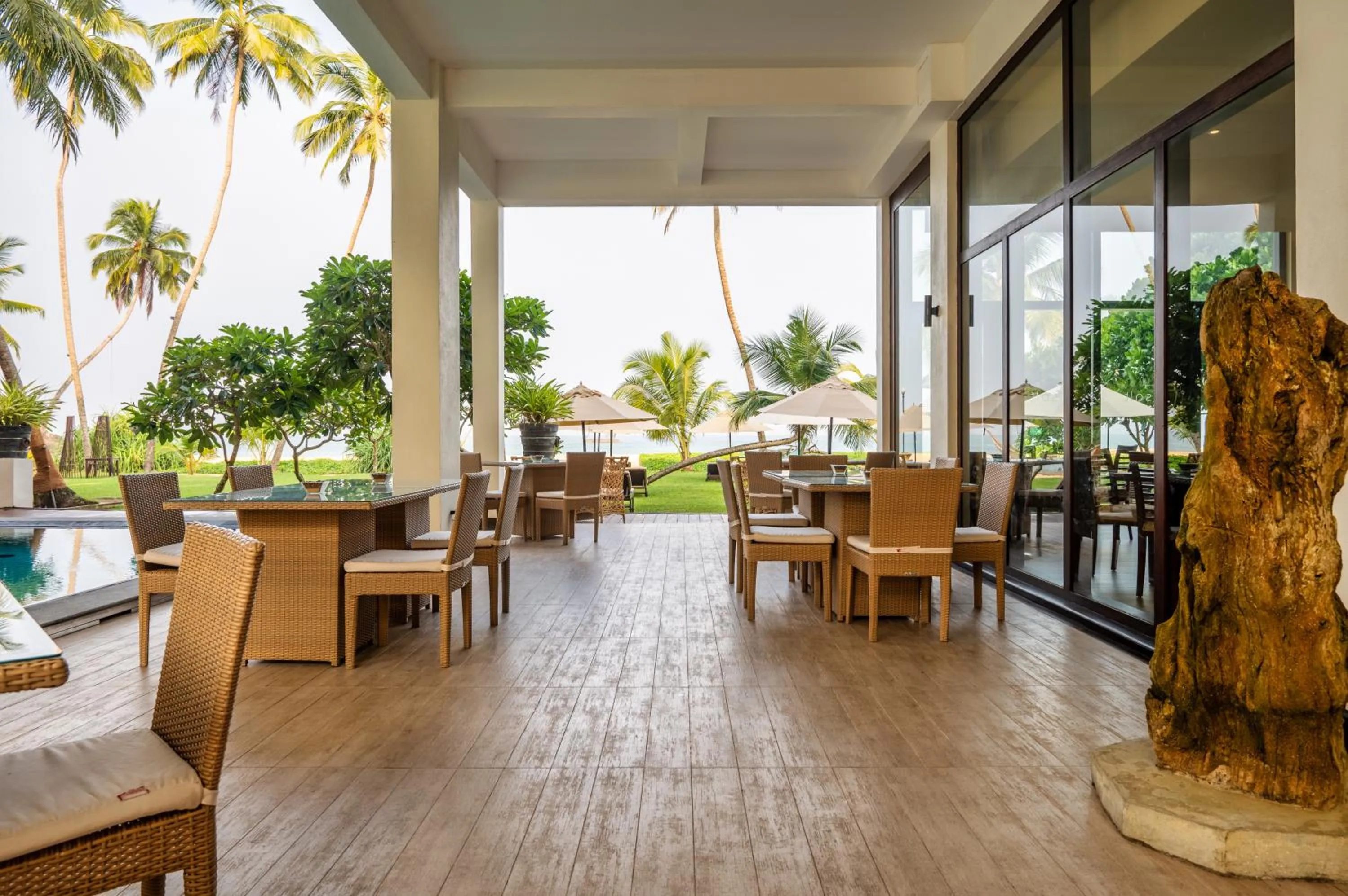 Restaurant/places to eat in Shinagawa Beach