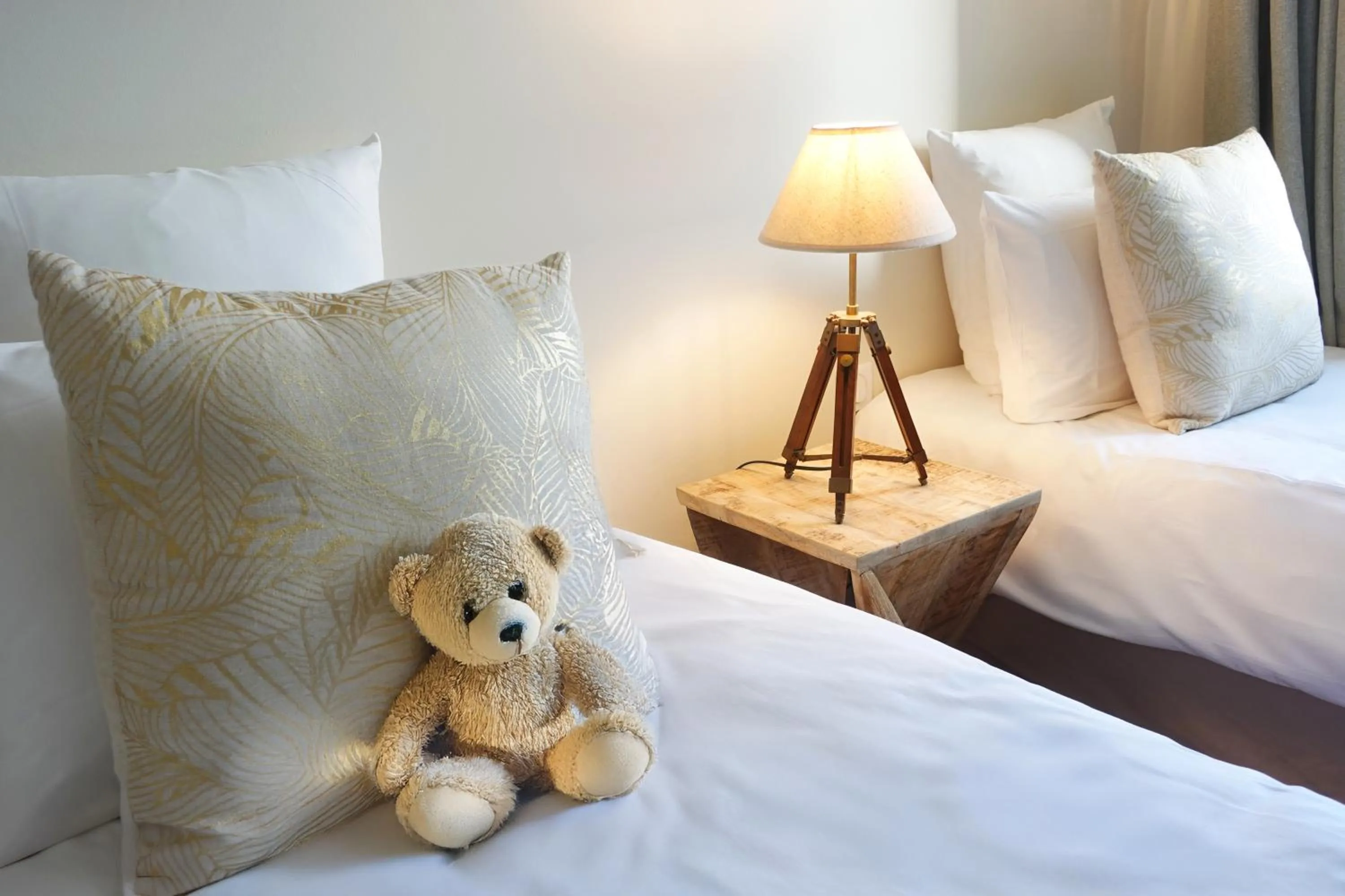 Bed in Hôtel des Isles