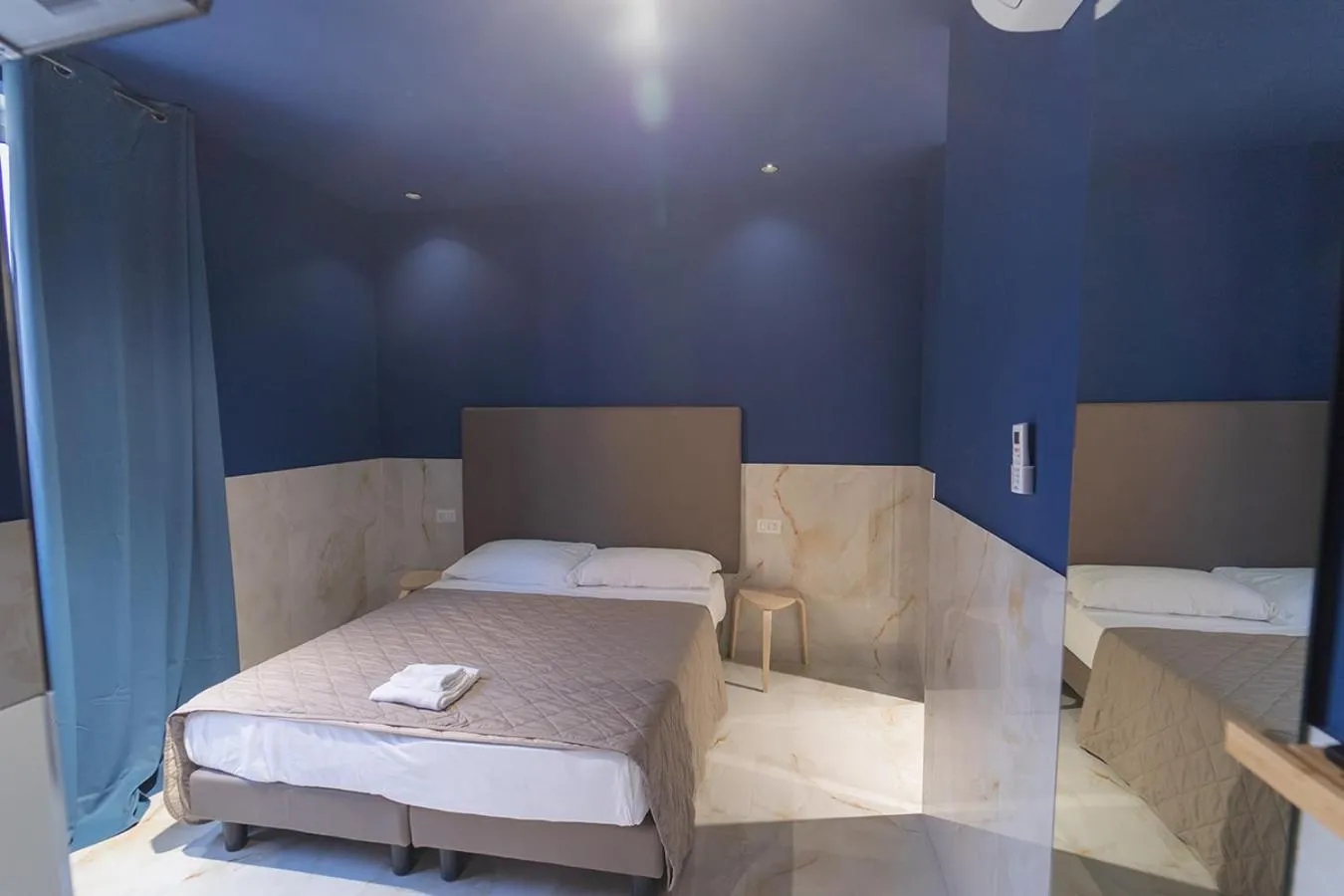 Bed in P.C. Boutique H. Vesuvius, Napoli Centro, by ClaPa Group