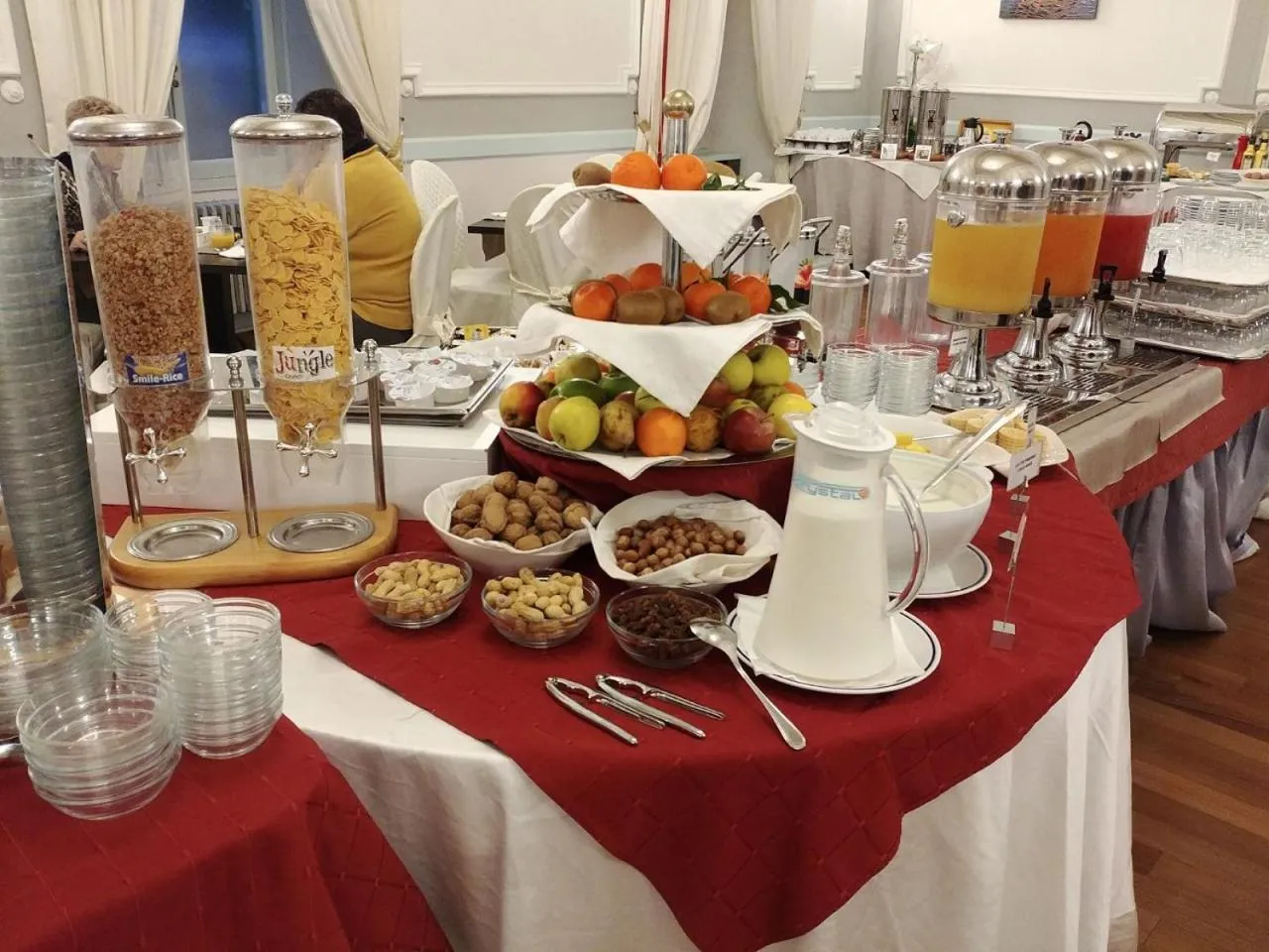 Restaurant/places to eat in Grand Hotel & des Anglais Spa