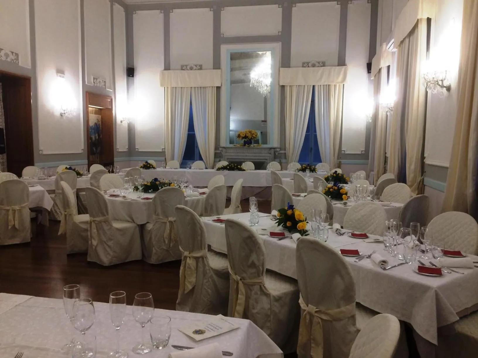 Restaurant/places to eat in Grand Hotel & des Anglais Spa