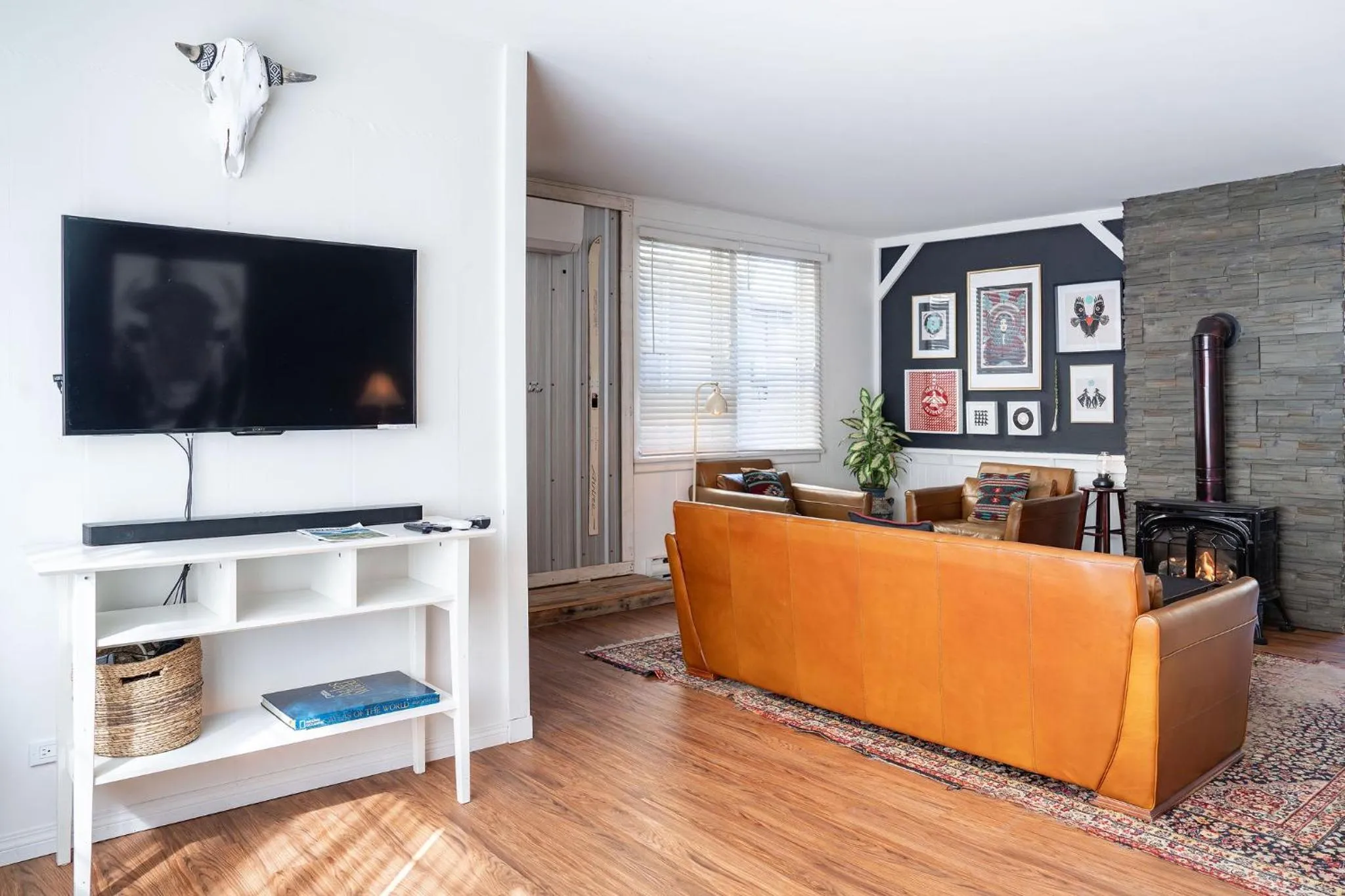 The Downtown Hive by Revelstoke Vacations