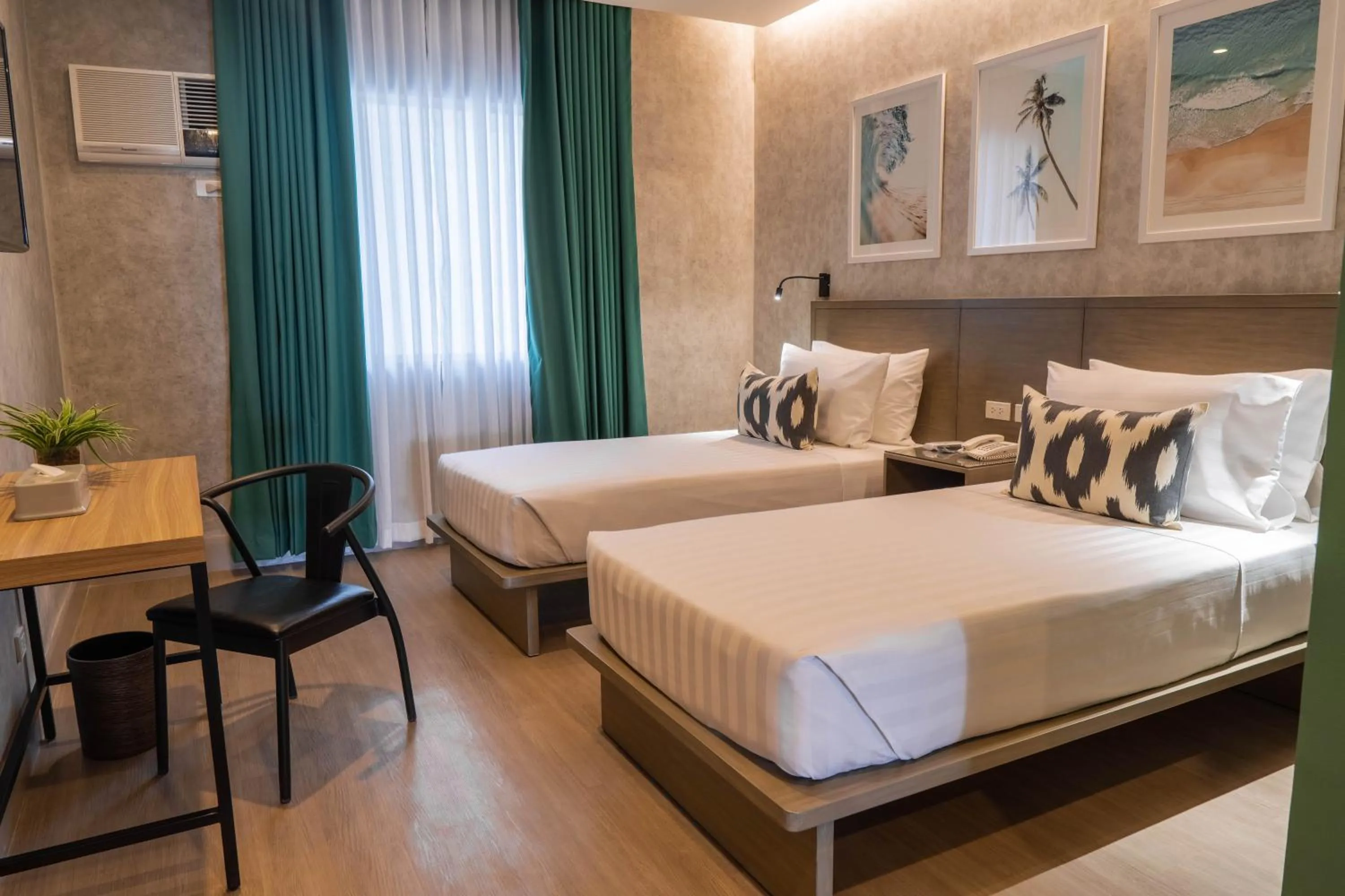 Bedroom, Bed in Primeway Suites Cebu