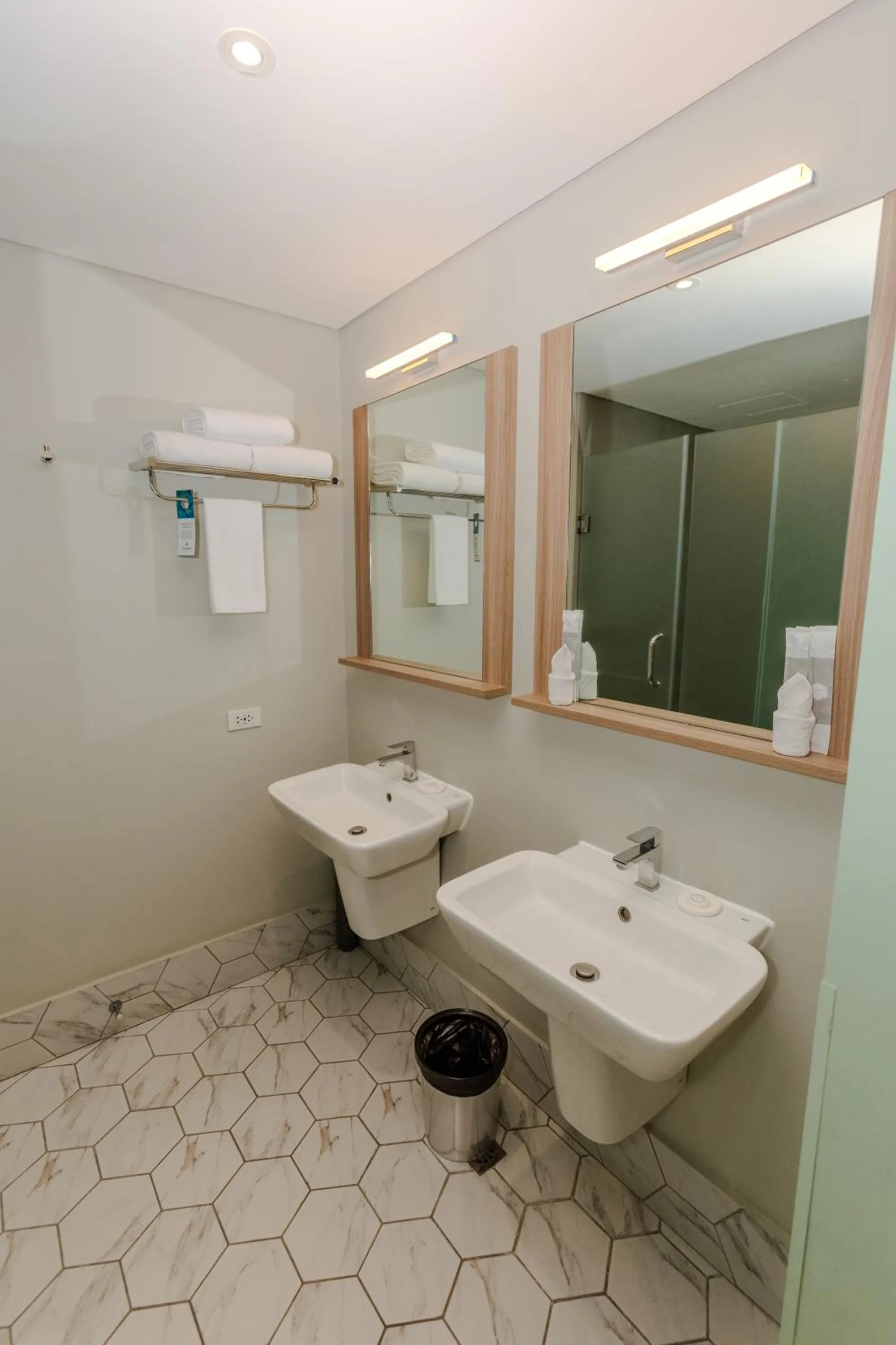 Bathroom in Primeway Suites Cebu