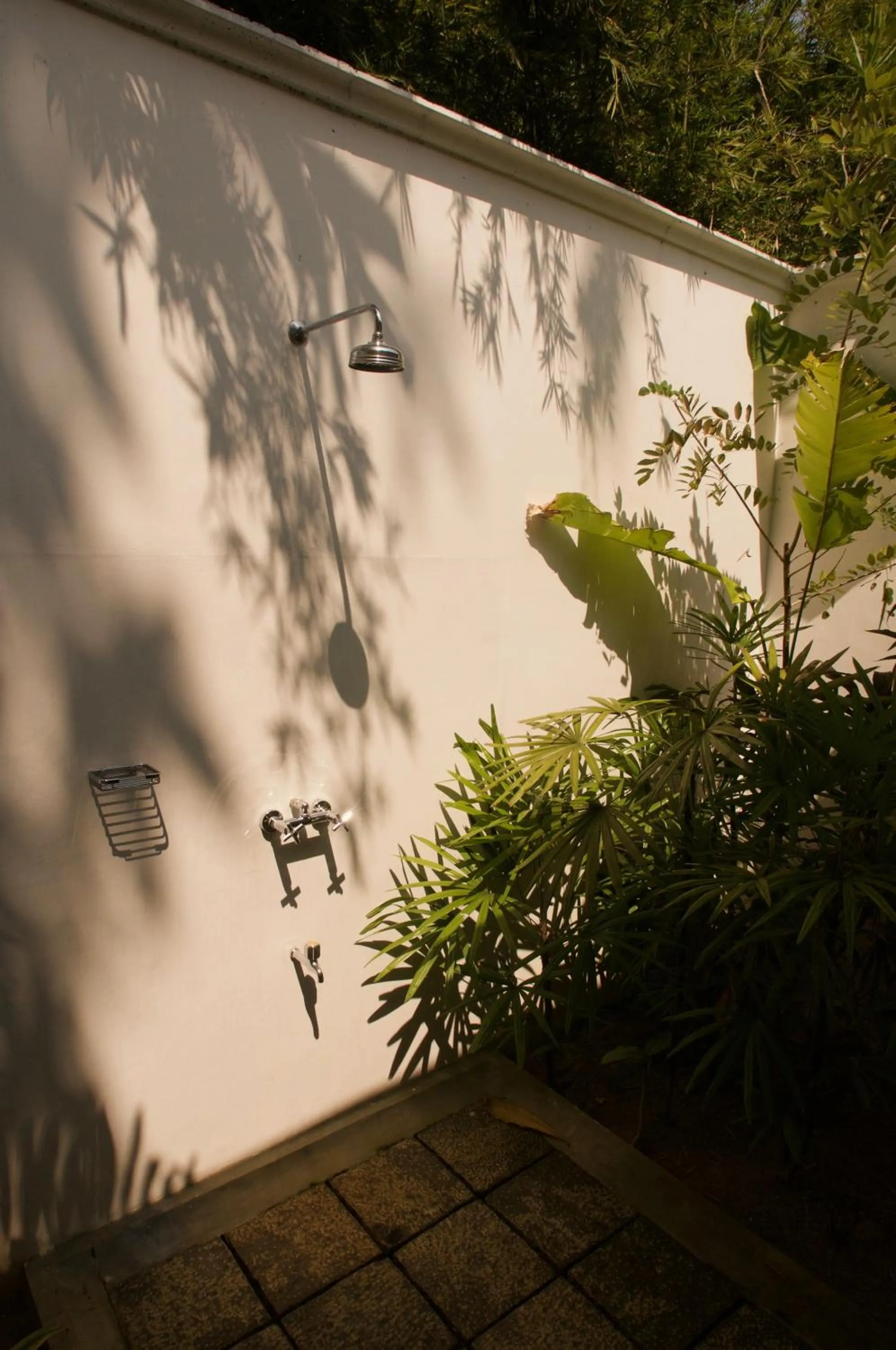 Shower in Nisala Arana Boutique Hotel