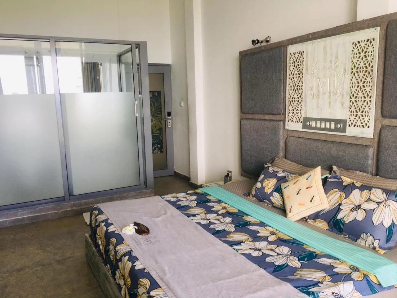 Photo of the whole room in Villa Thawthisa The Boutique Hotel Unawatuna