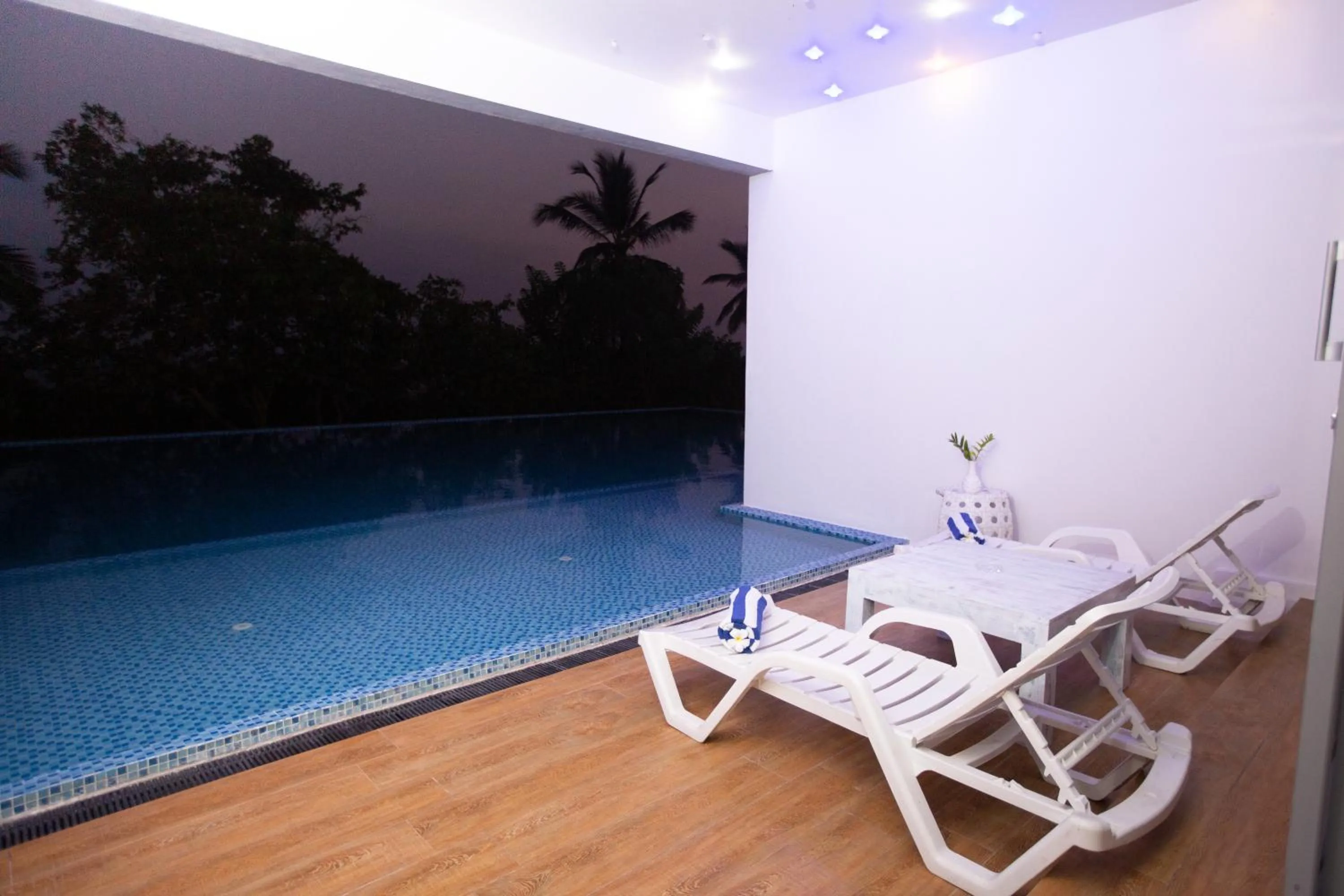 Swimming pool in Villa Thawthisa The Boutique Hotel Unawatuna