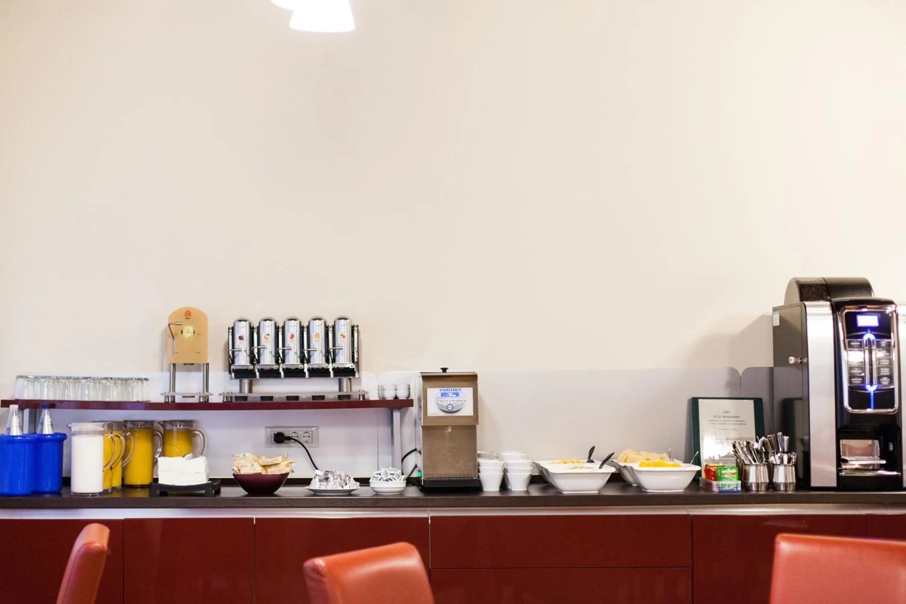 Coffee/tea facilities in Foresteria Levi