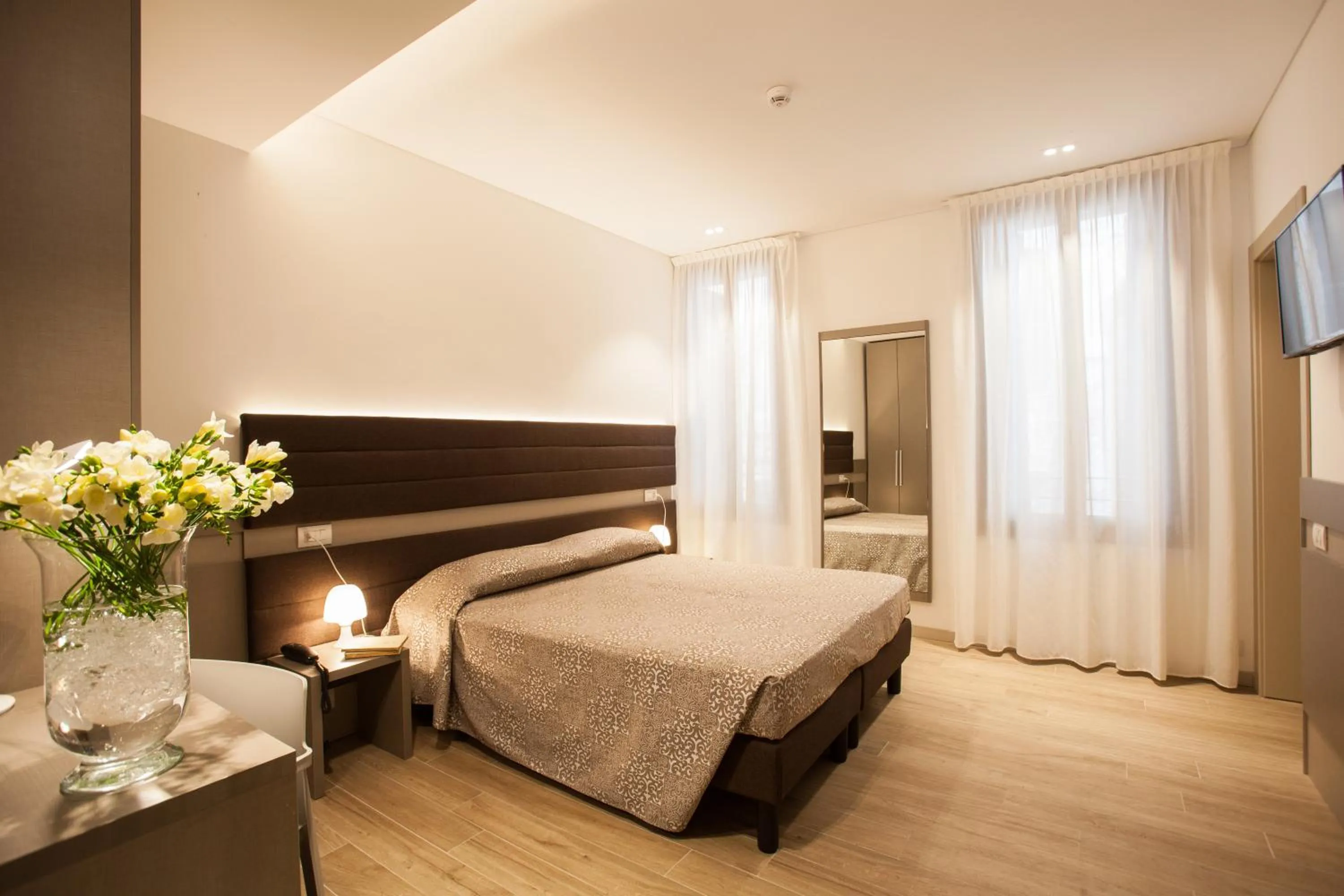 Photo of the whole room, Bed in Foresteria Levi