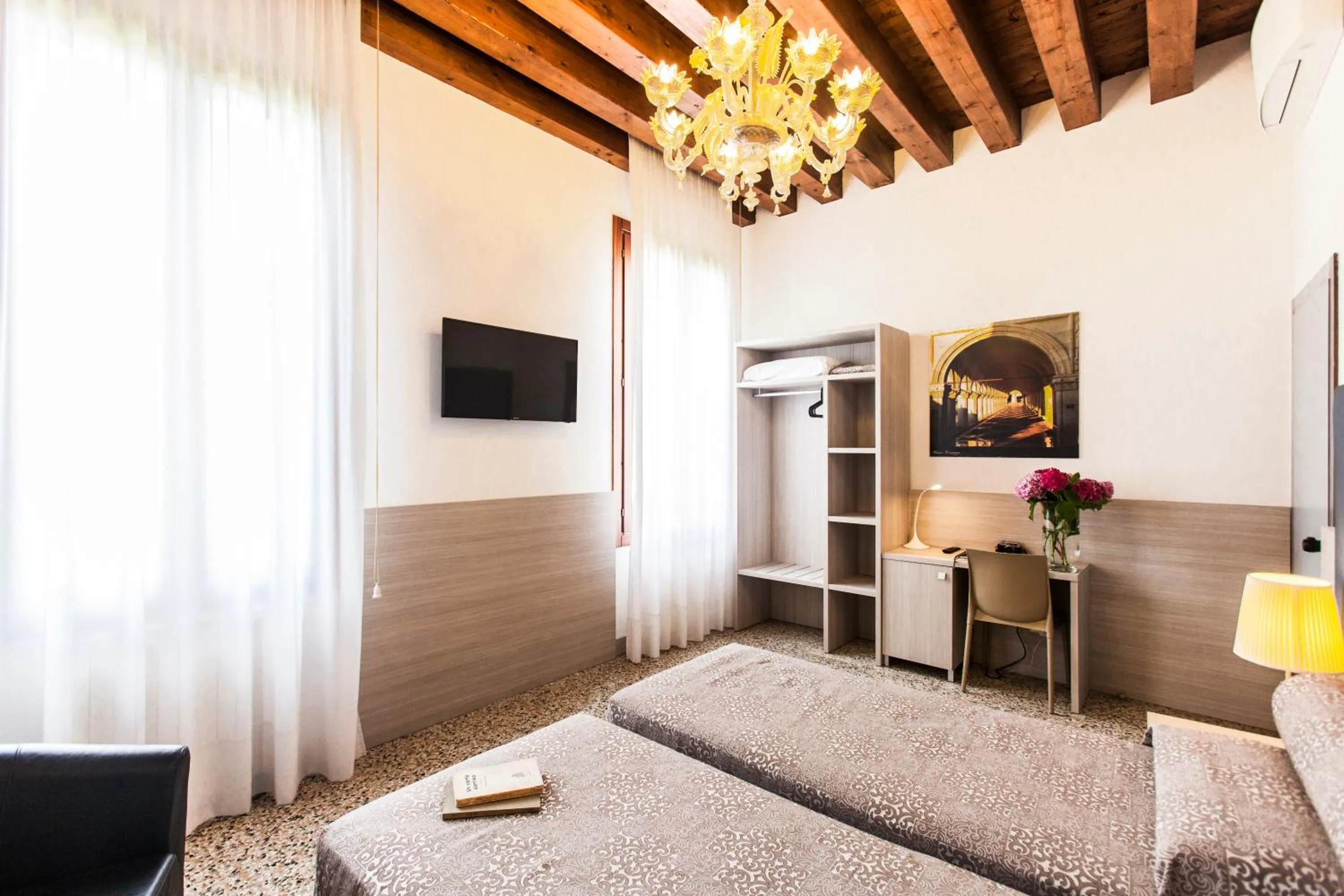 Bed in Foresteria Levi