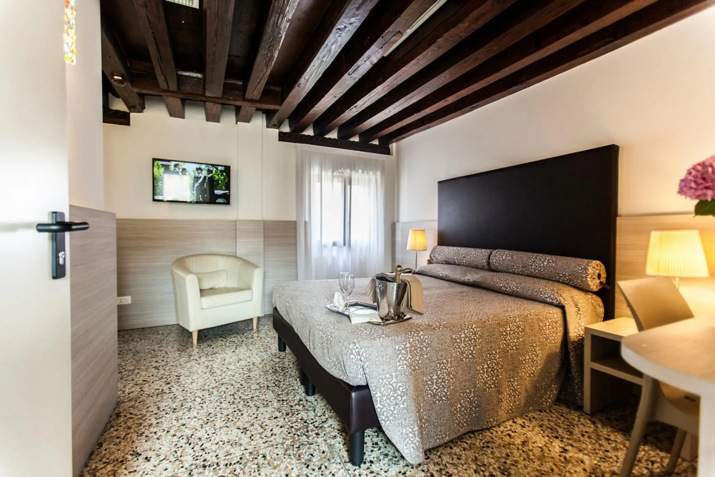 Double or Twin Room in Foresteria Levi Double or Twin Room in Foresteria Levi