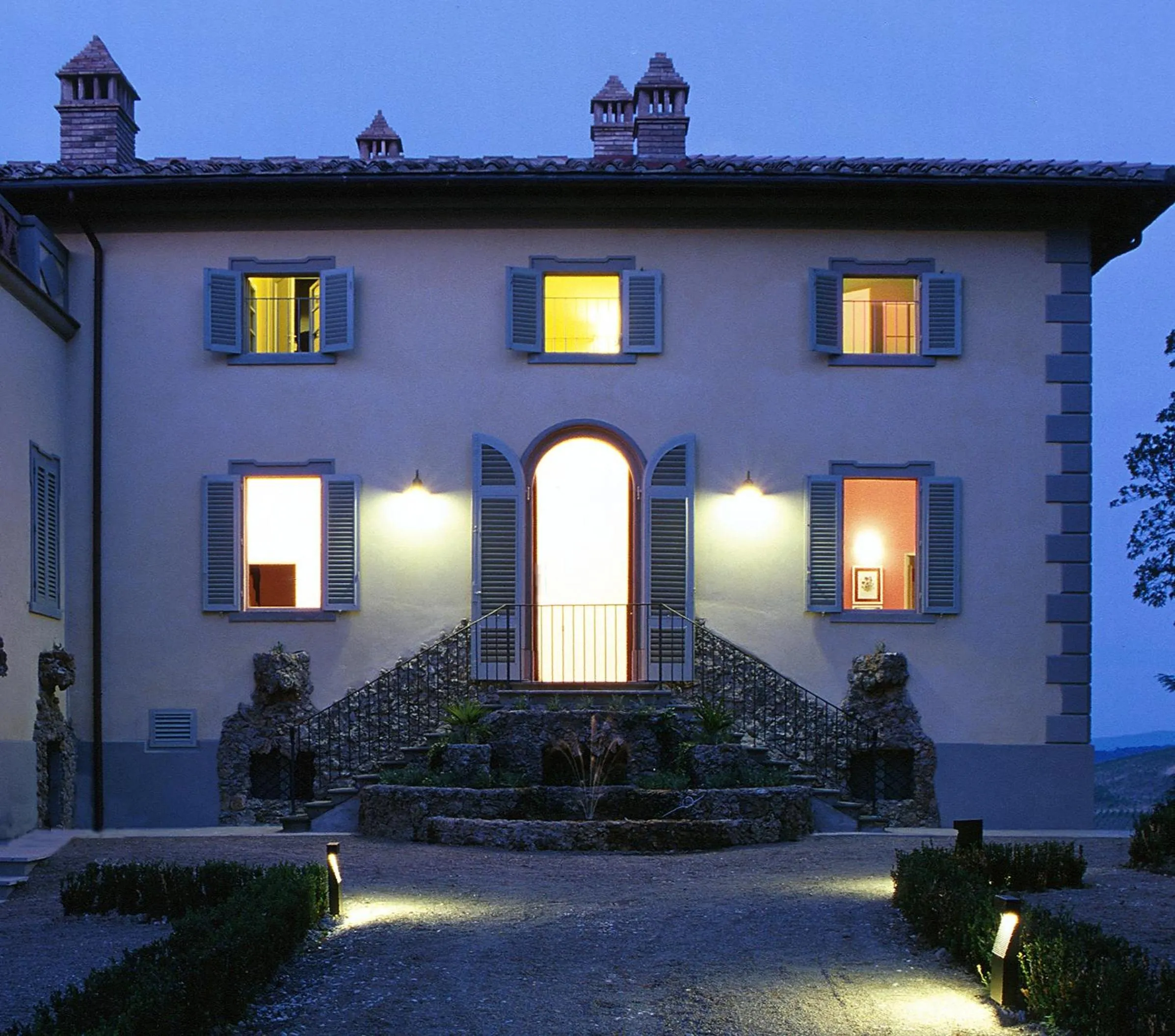 Facade/entrance in Villa Ducci