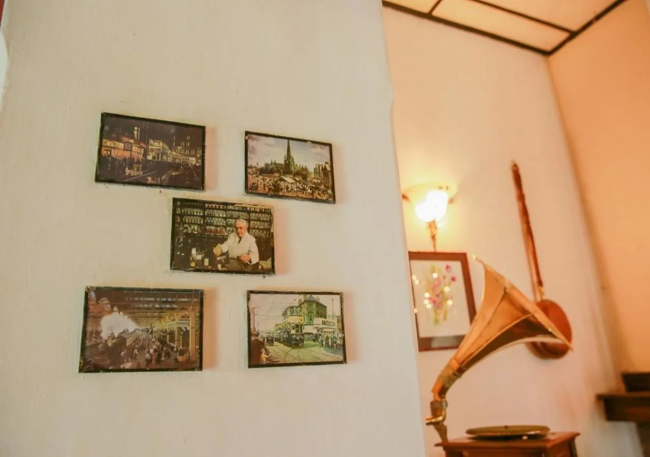 Decorative detail in Hotel Glendower