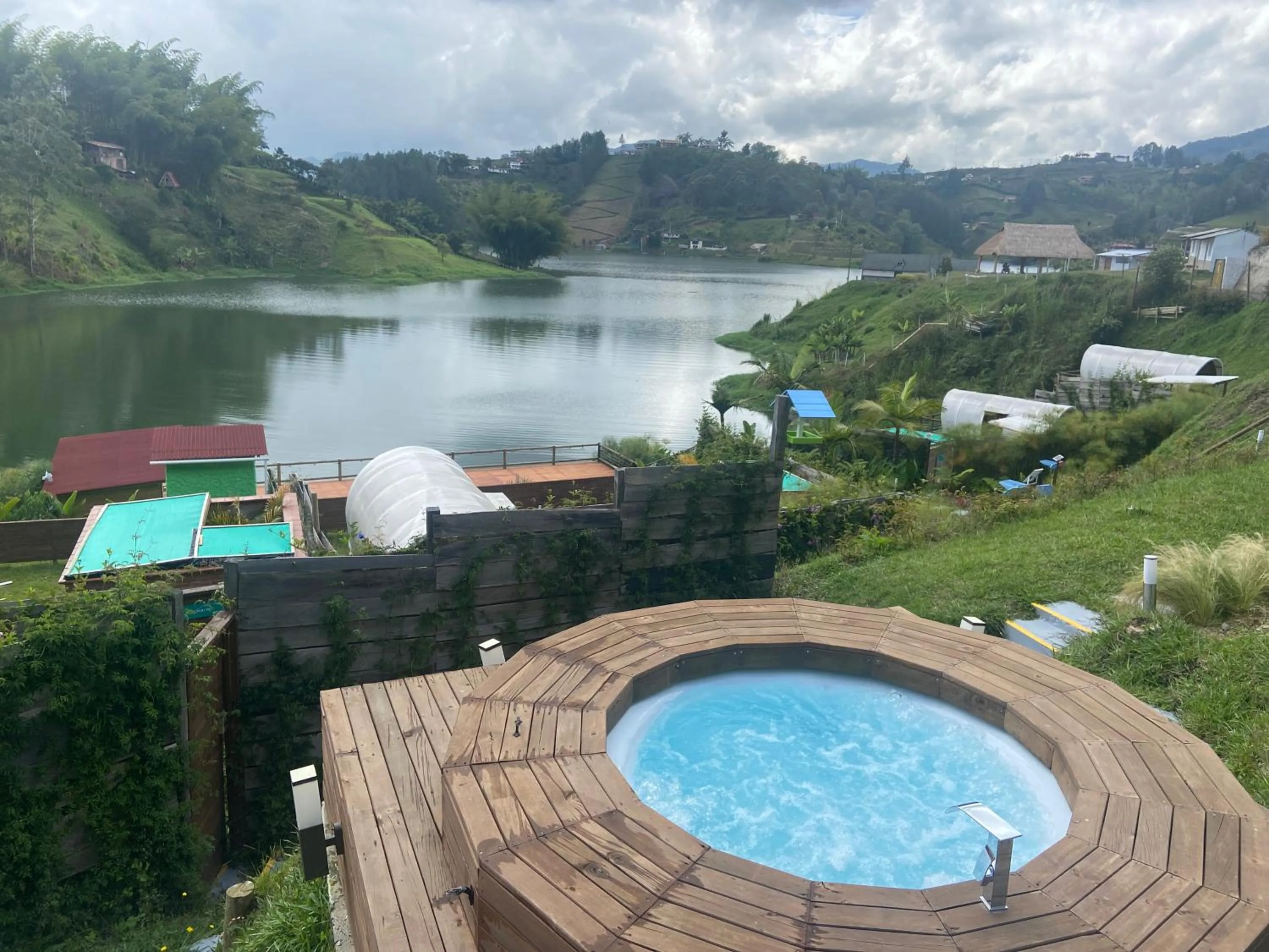 Hot Tub in Glamping La Cepa GUATAPÉ
