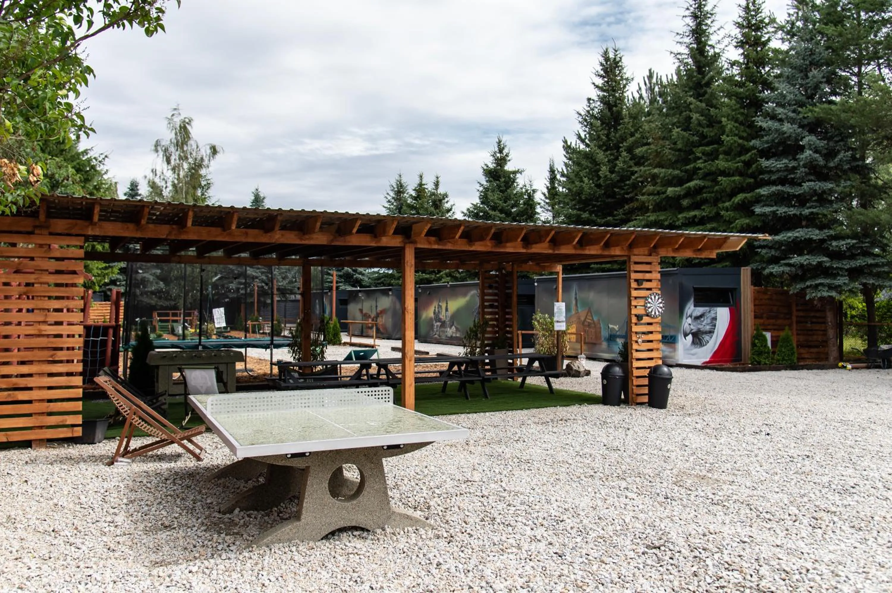 Garden view in City Place Noclegi