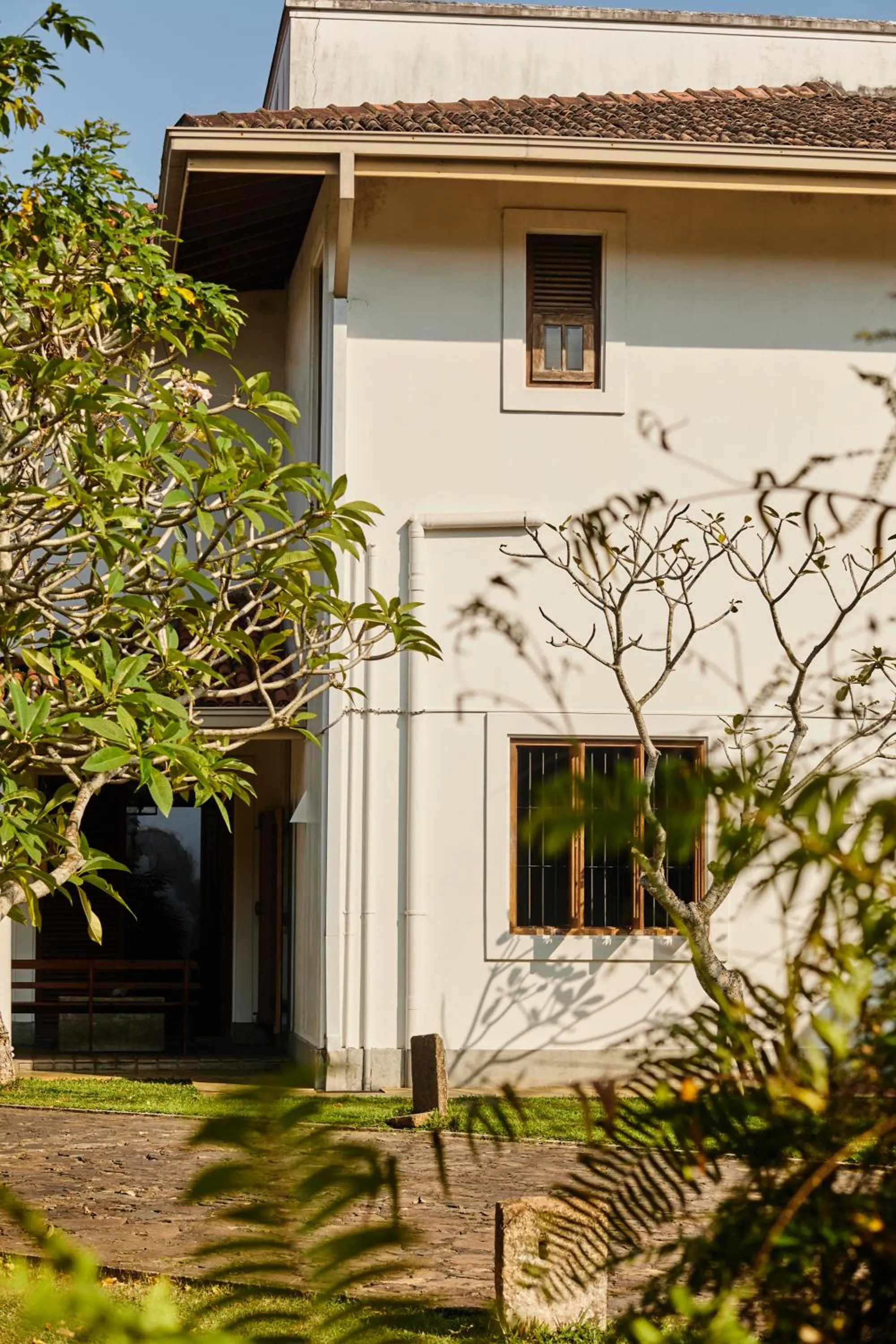 Property building in Villa White Queen Resort & Spa