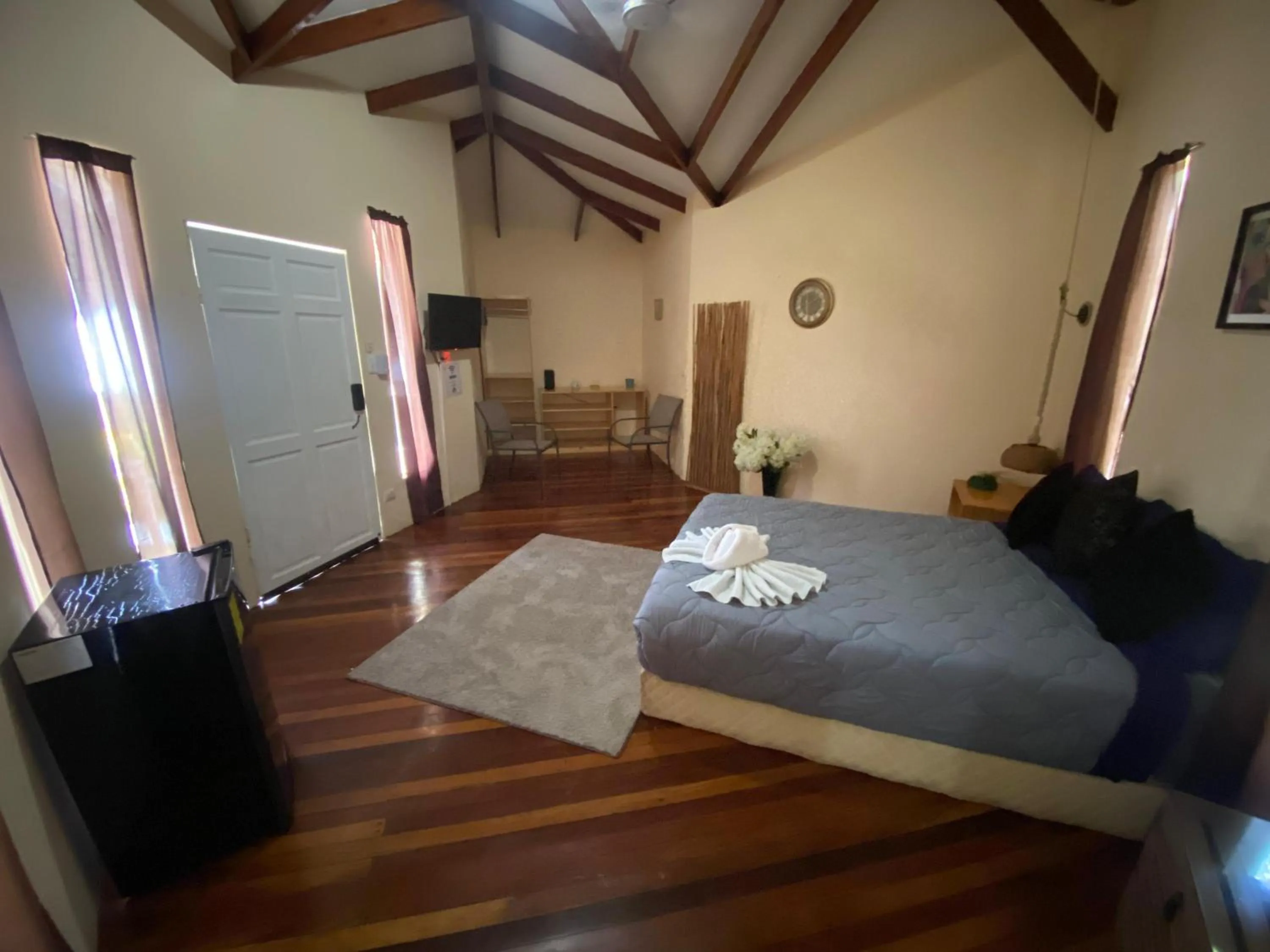 Bed in Grand Park Manuel Antonio - Adults Only