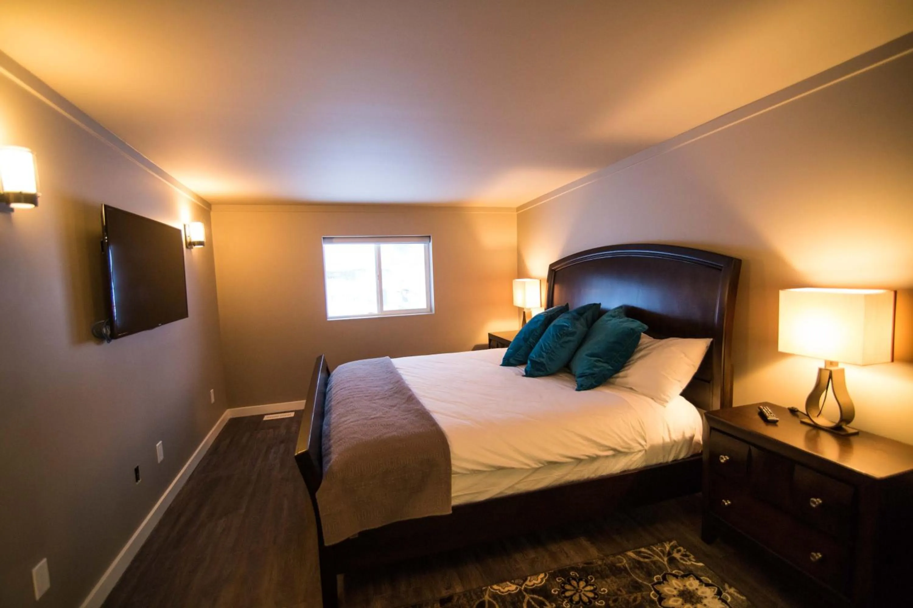 Bedroom in Clipperton Suite by Revelstoke Vacations