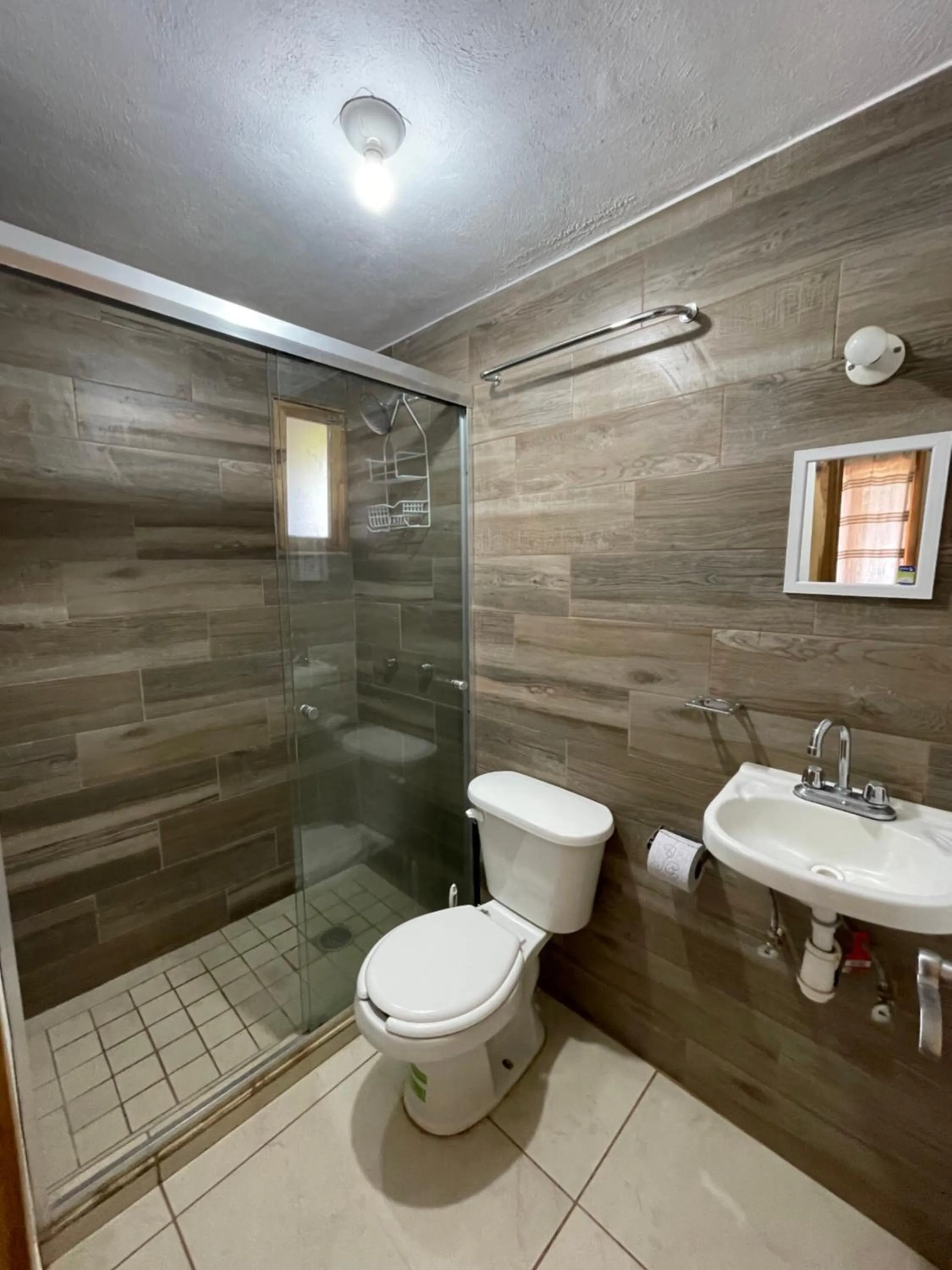 Bathroom in Los Pirineos