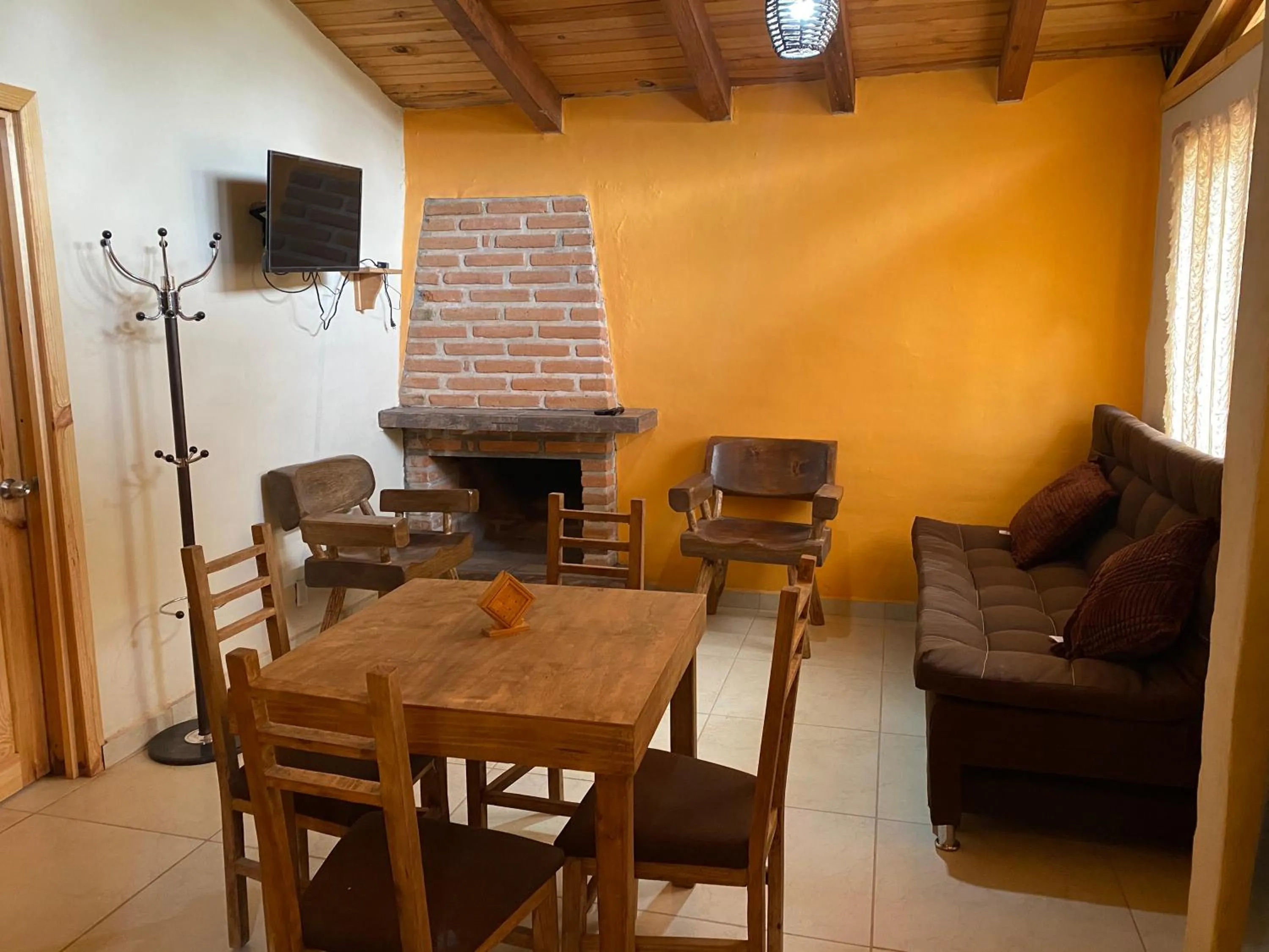 Dining area in Los Pirineos