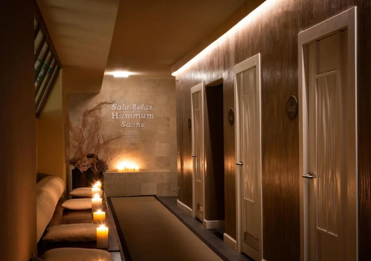 Massage in Tombolo Talasso Resort