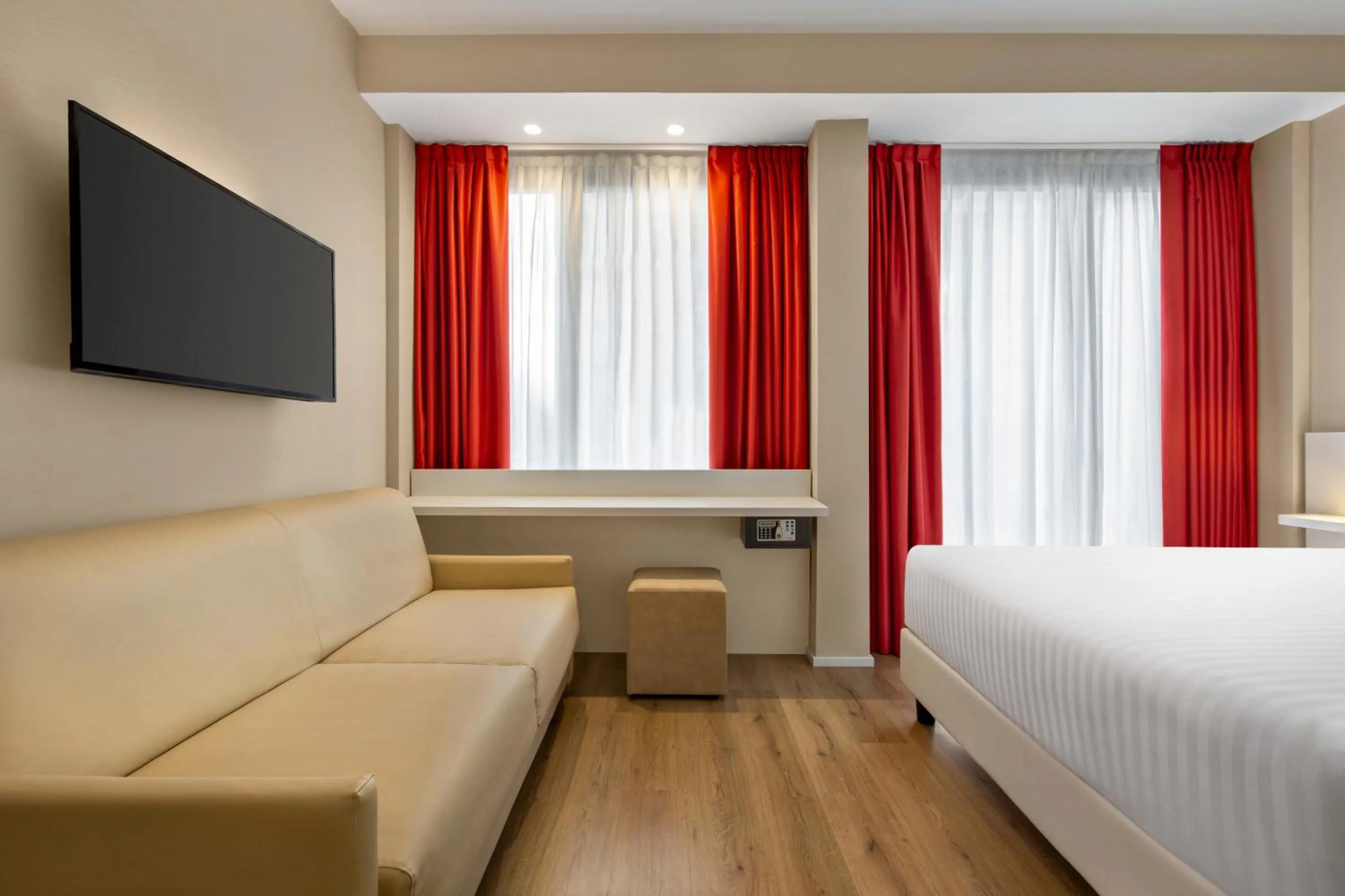 Bed in Wyndham Garden Florence