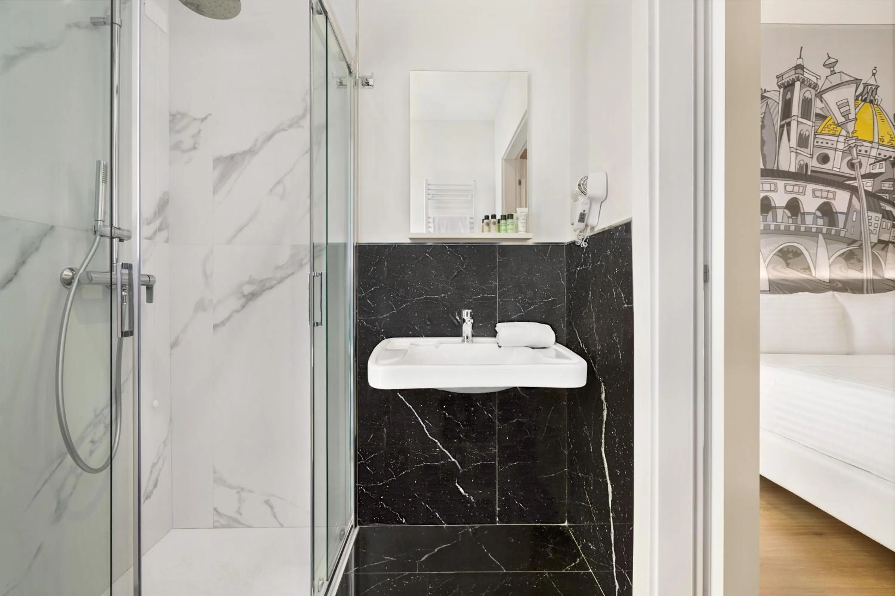 Shower in Wyndham Garden Florence