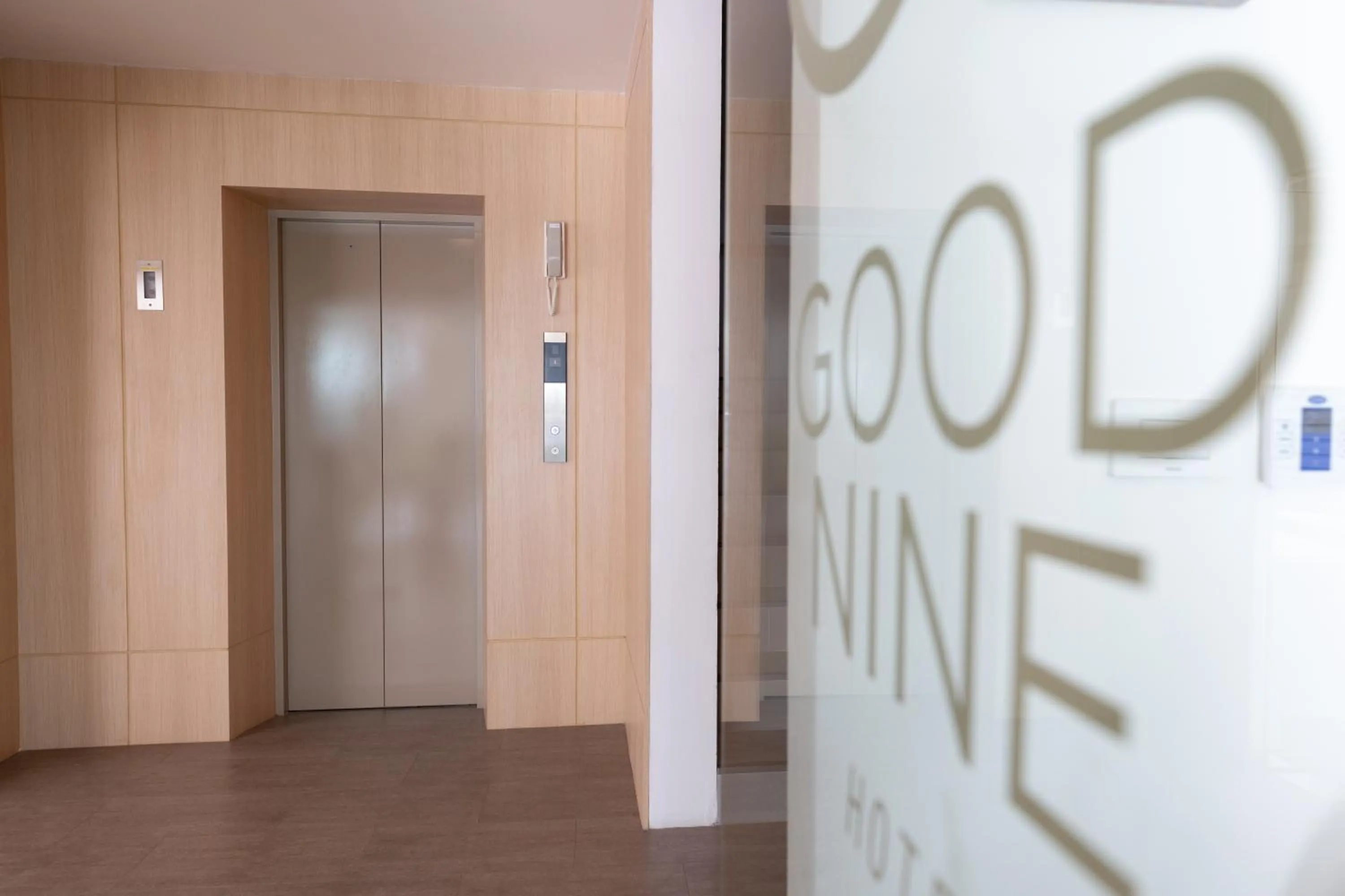 elevator in Good nine Hotel
